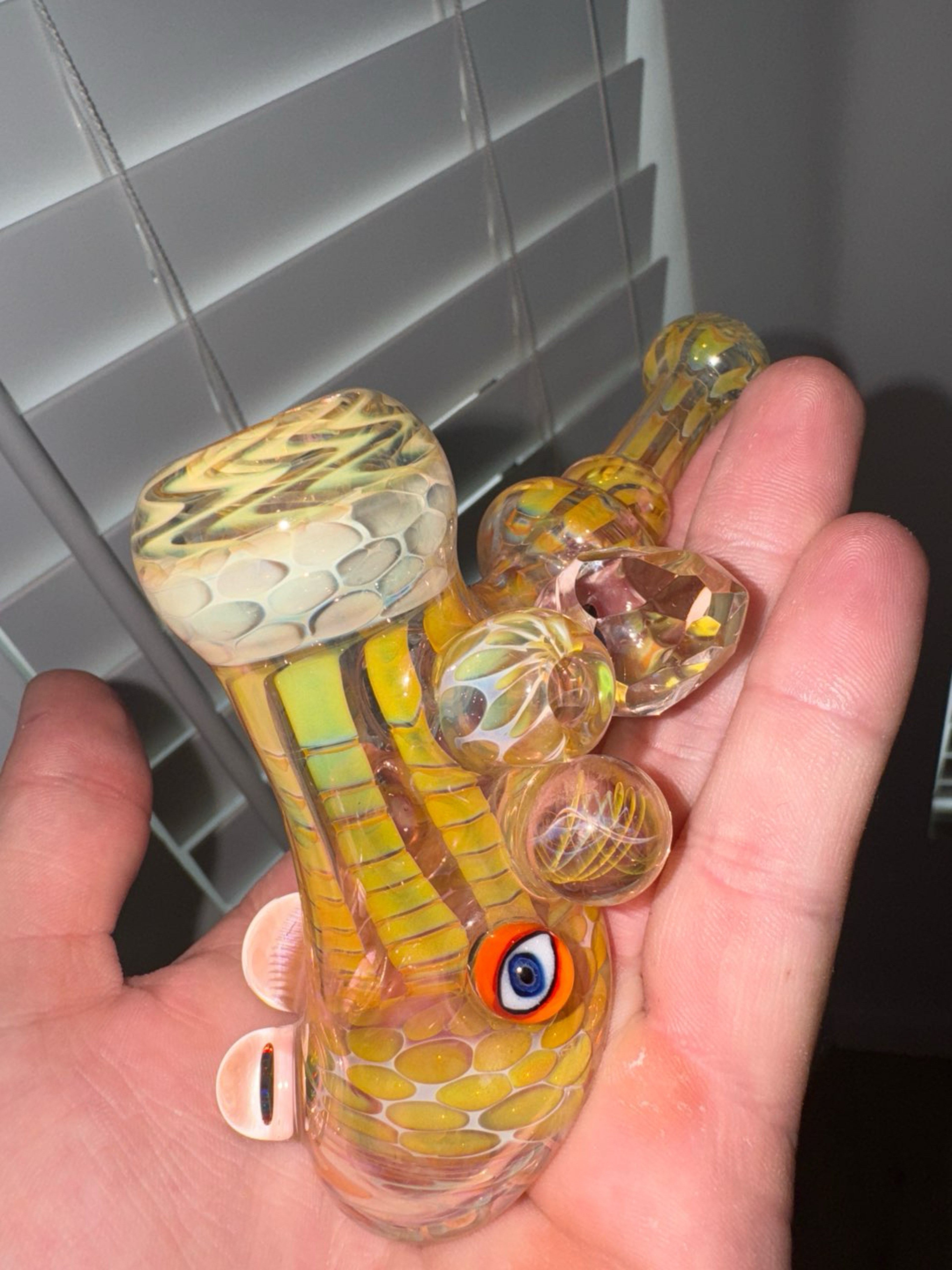 Preview pic of Banjo Glass Fumed Hammer