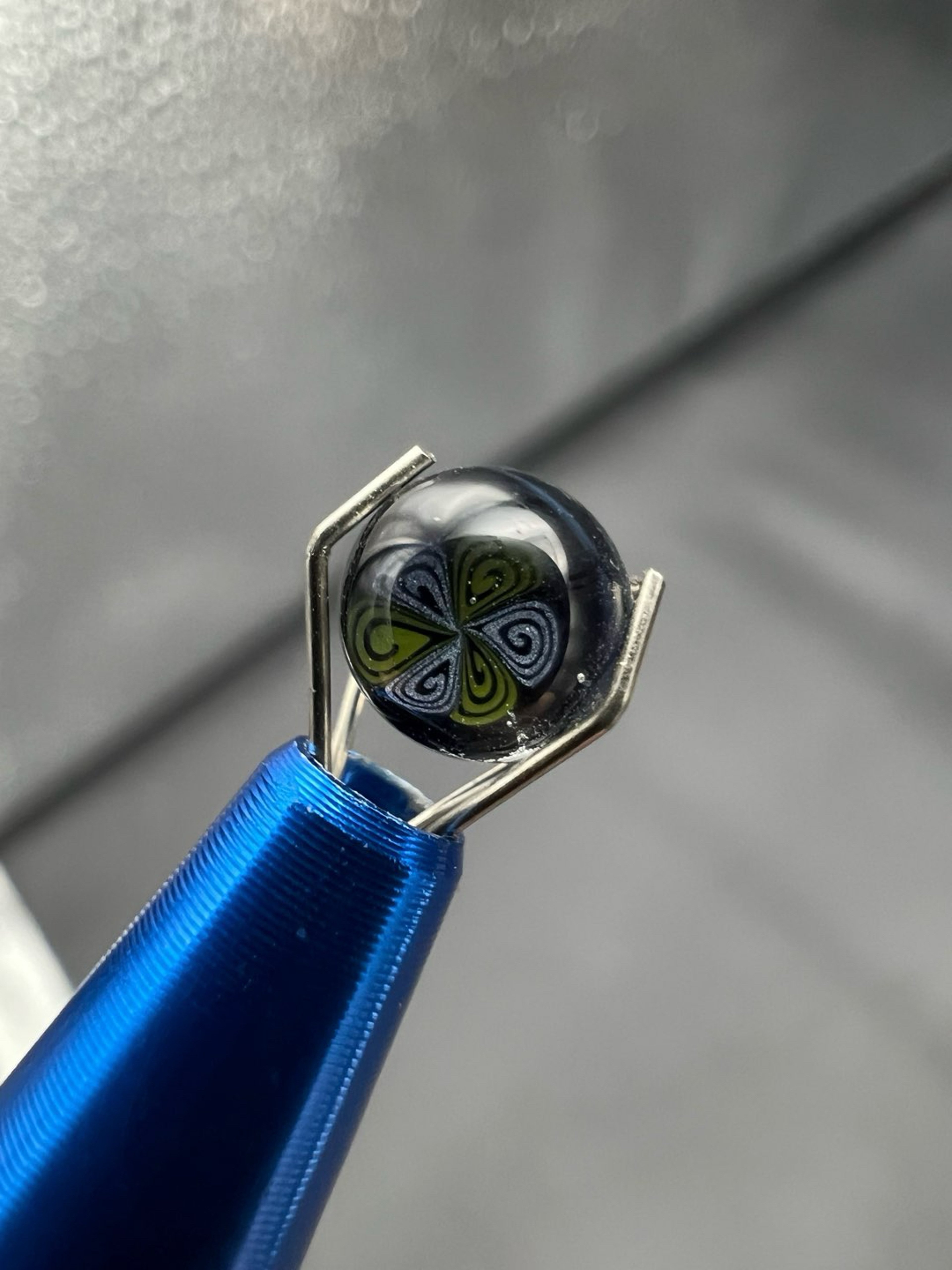 Preview pic of Chunk Thumbie Pearl