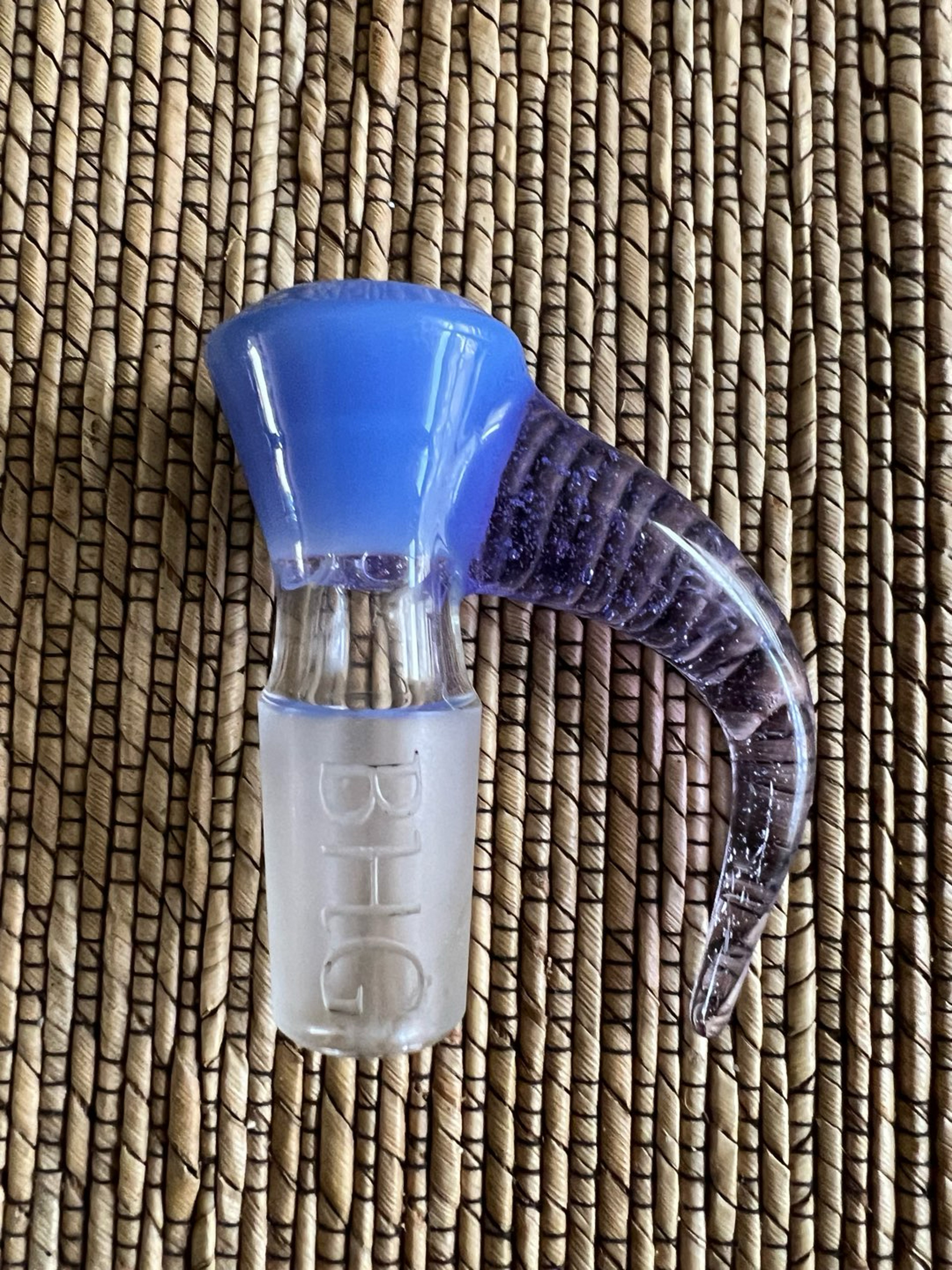 Preview pic of BackHomeGlass 18mm slide - Blue Perinkle with Stargazer Horn