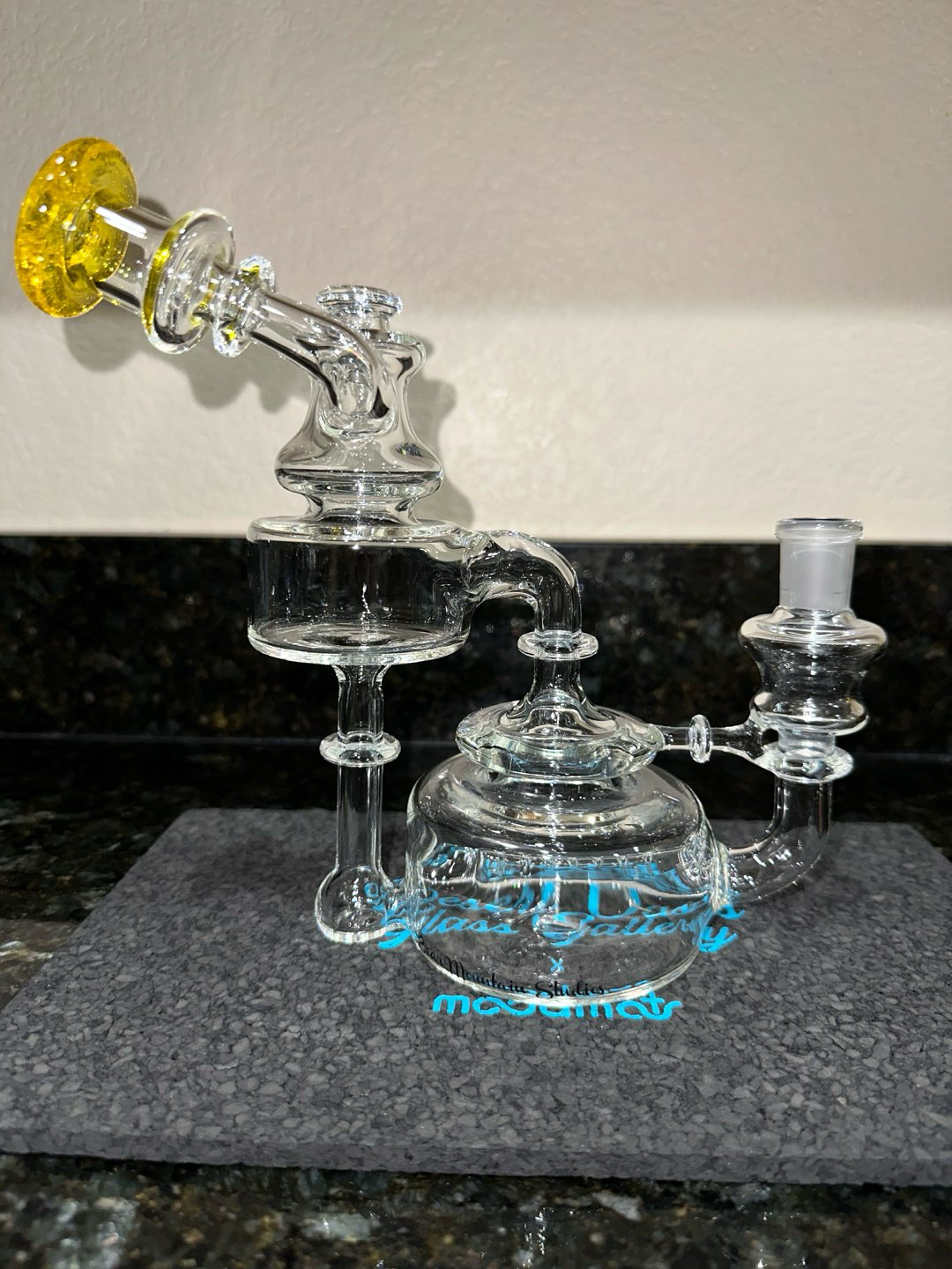 Preview pic of 𝟏𝟒𝐦𝐦 𝐇𝐨𝐧𝐞𝐲 𝐉𝐚𝐫 𝐑𝐞𝐜𝐲𝐜𝐥𝐞𝐫 (𝐇𝐉𝐑)