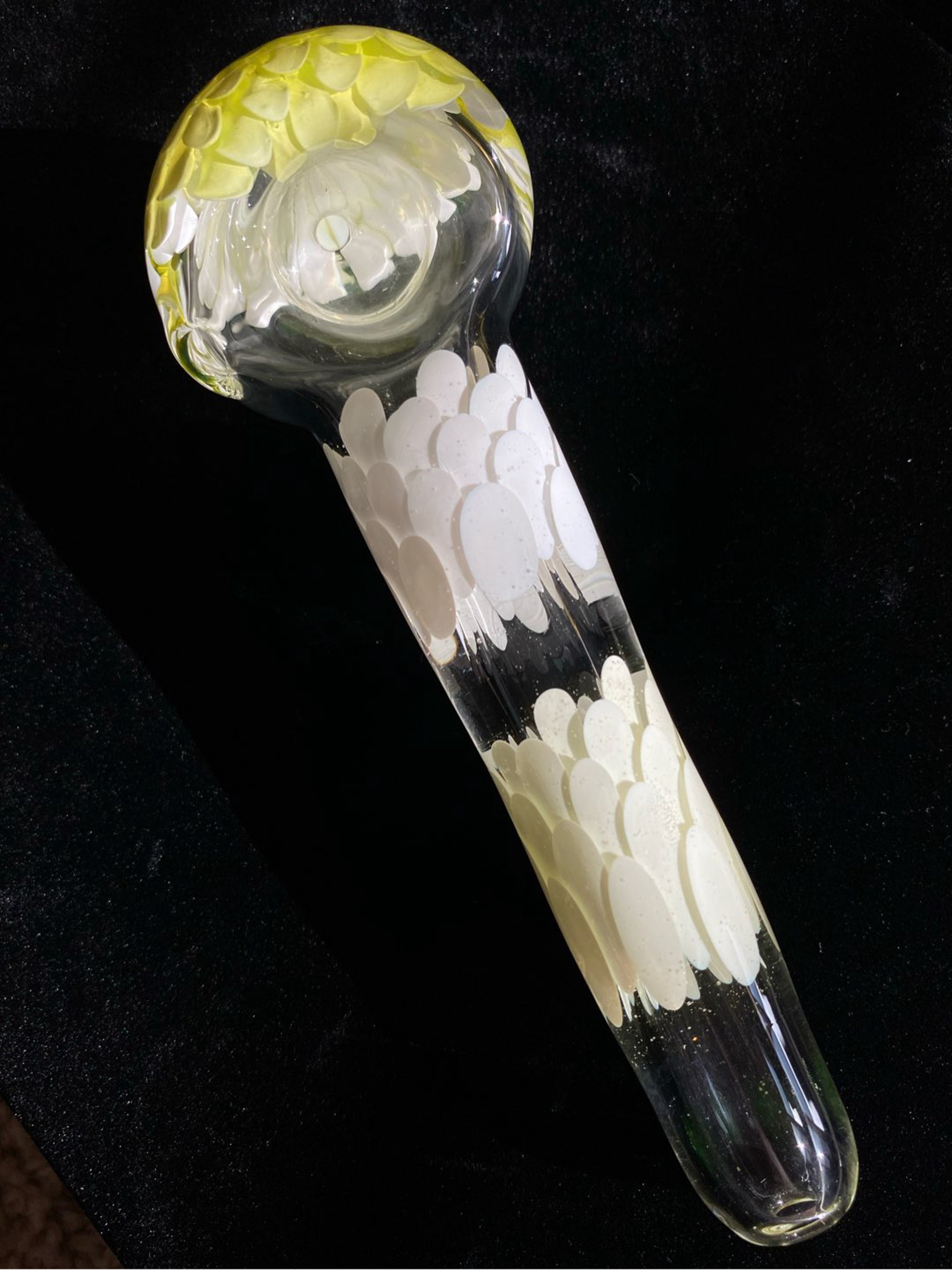 Preview pic of Sapp glass Texas Thick UV spoon pipe