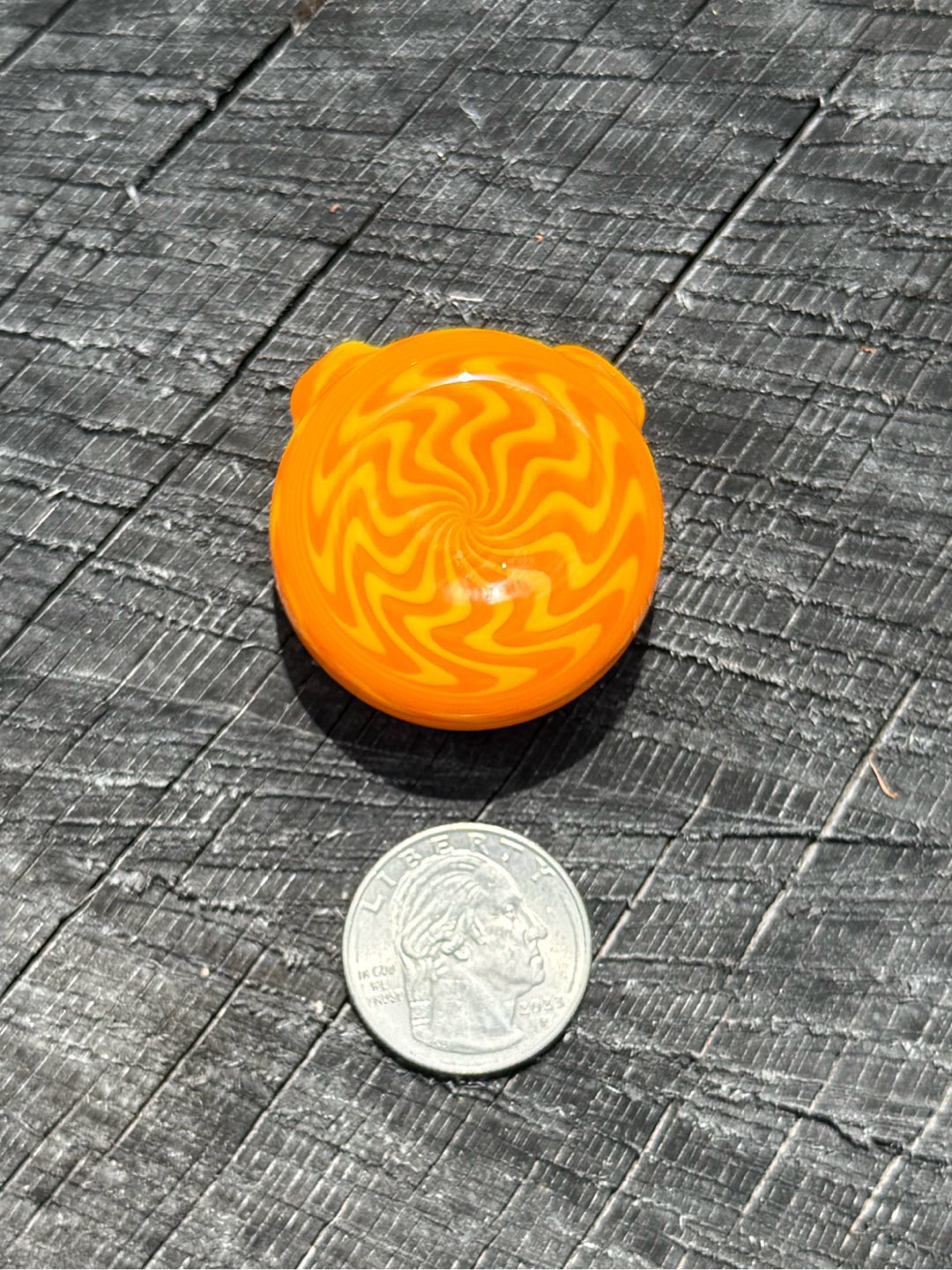 Preview pic of Orange Wig Wag Pendant