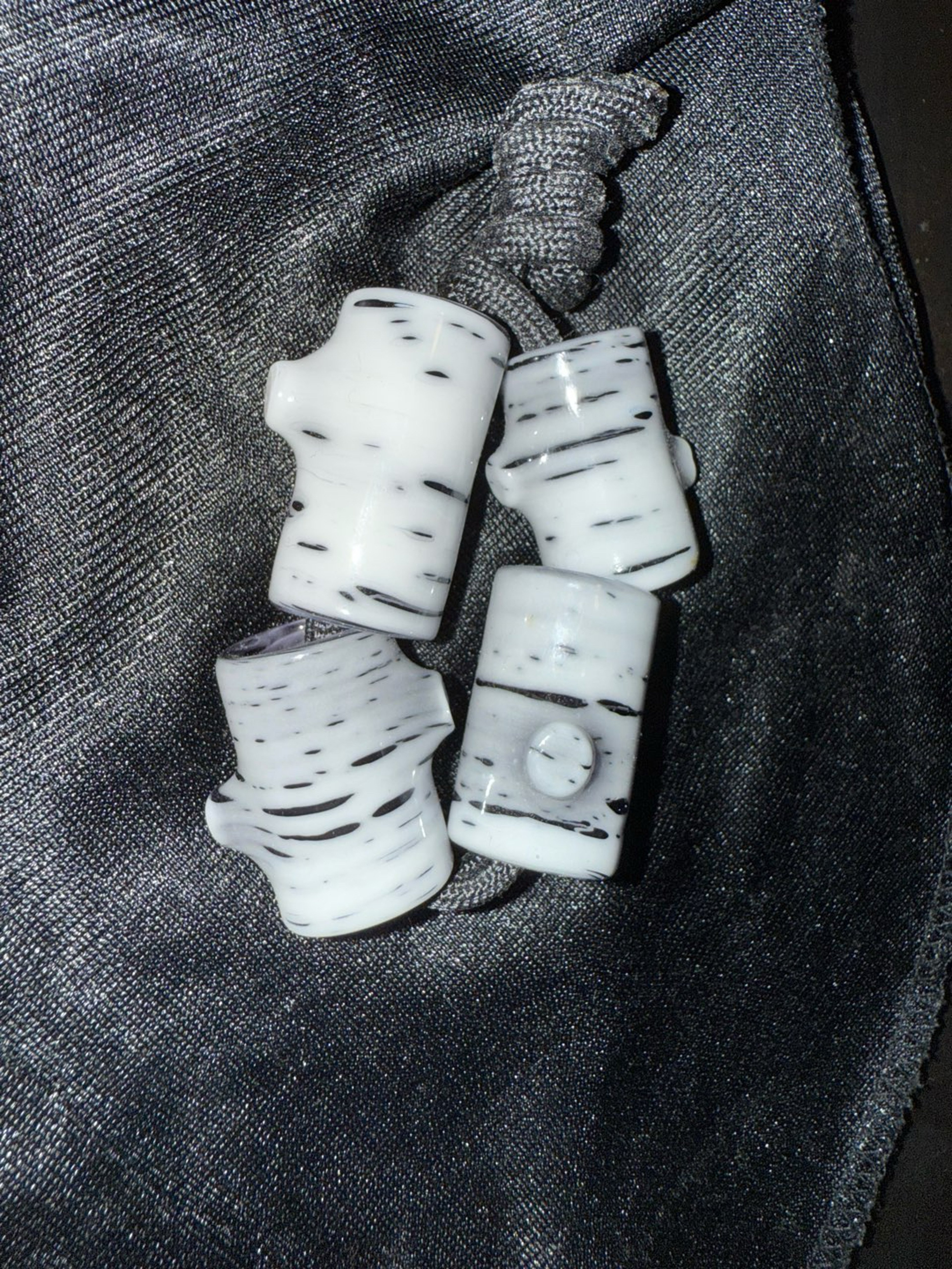 Preview pic of Engelmannglass birch beads