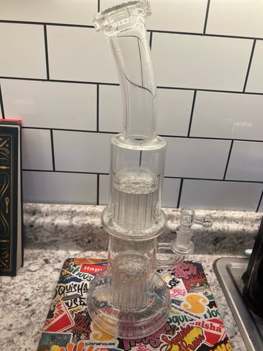 Preview pic of Leisure Glass Tube