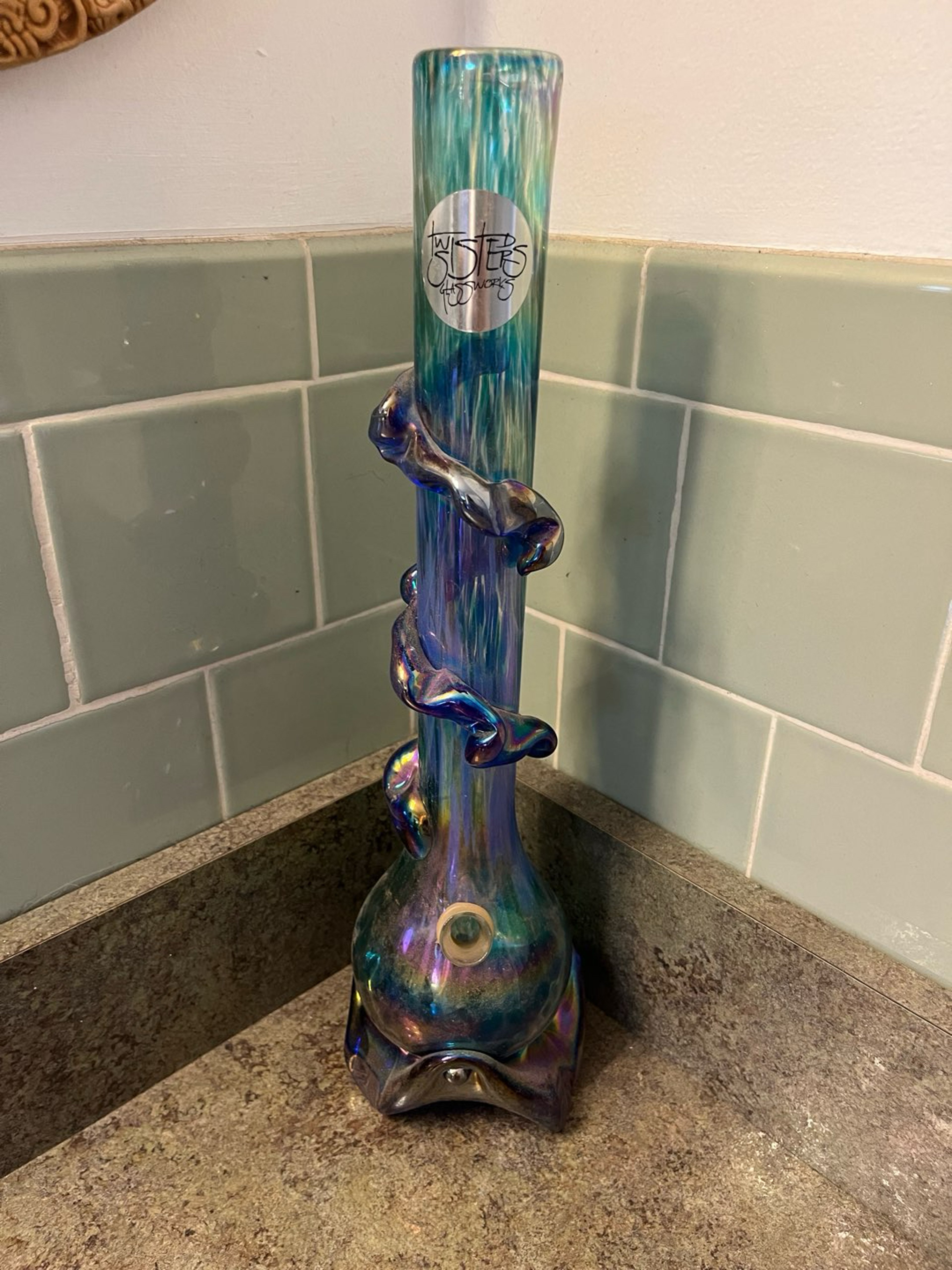 Preview pic of Twisted sister hand blown glass