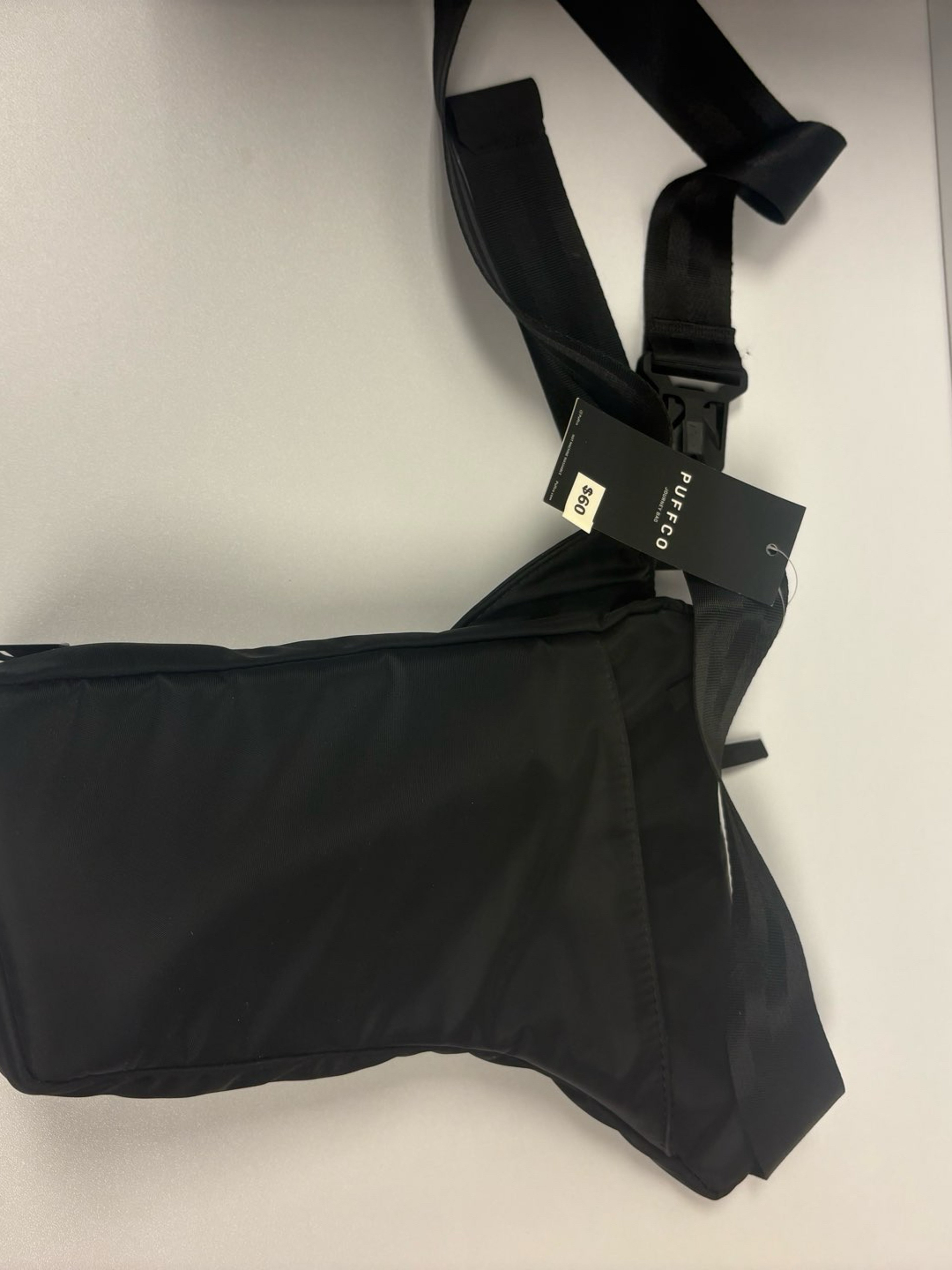 Preview pic of Puffco Journey Bag in Black color