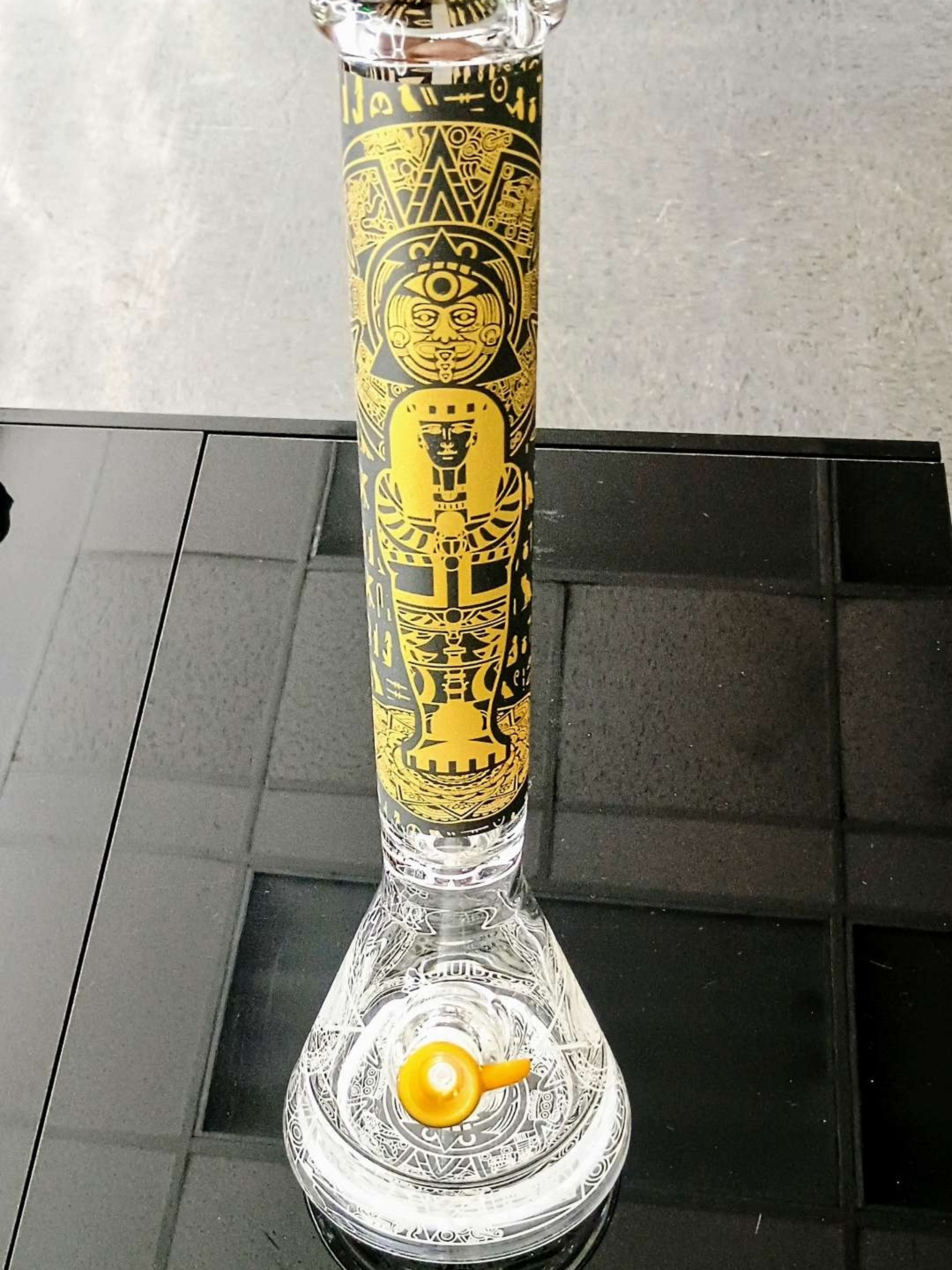 Preview pic of Egyptian Hieroglyph 16" Glow in the dark Beaker Bong
