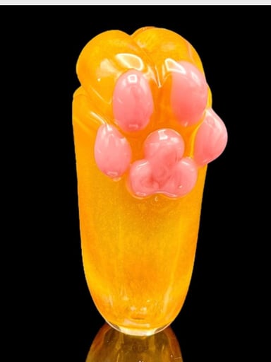 Preview pic of Caramel Cat Paw Pipe.