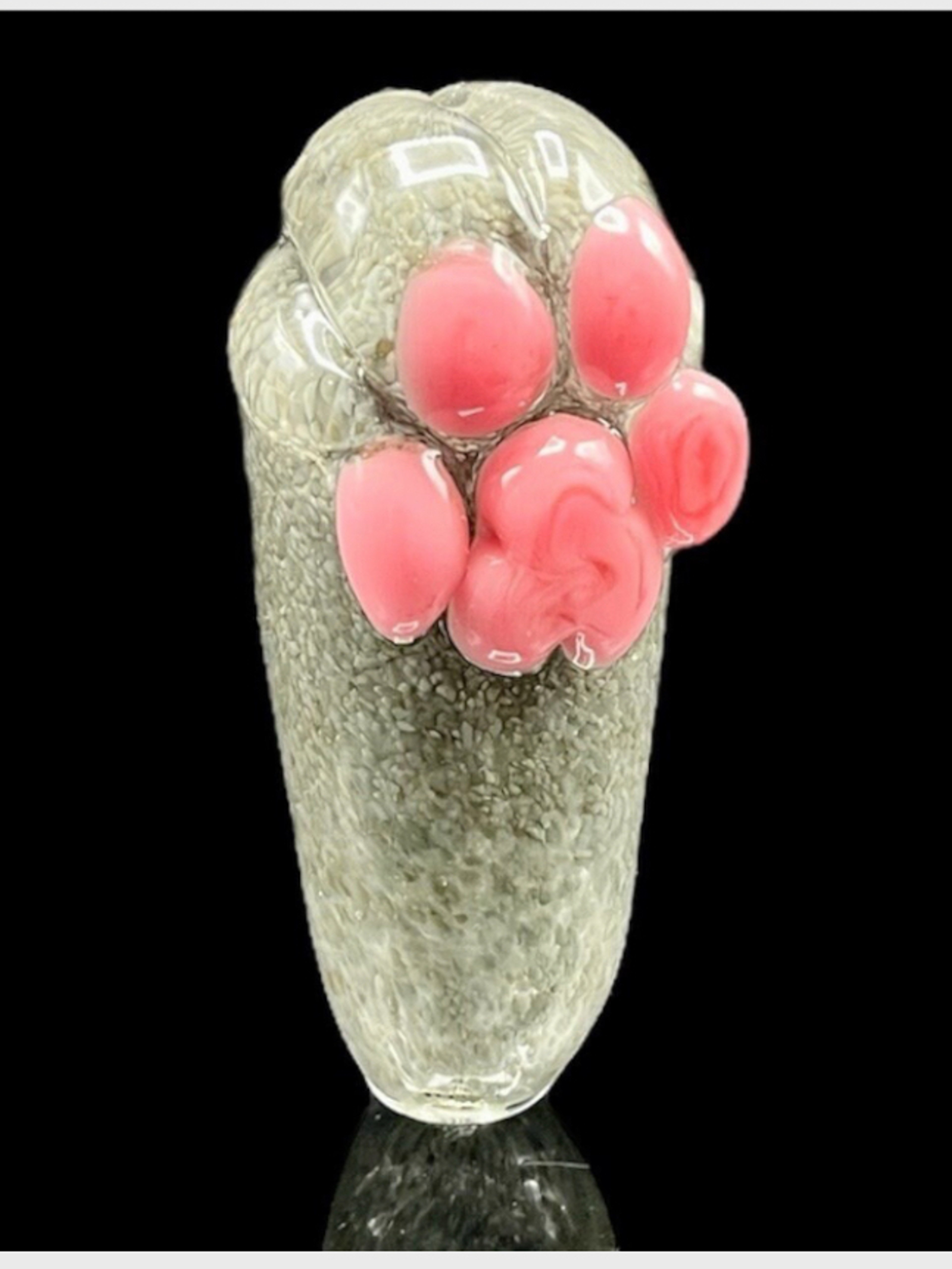 Preview pic of Portland Gray Cat Paw Pipe.