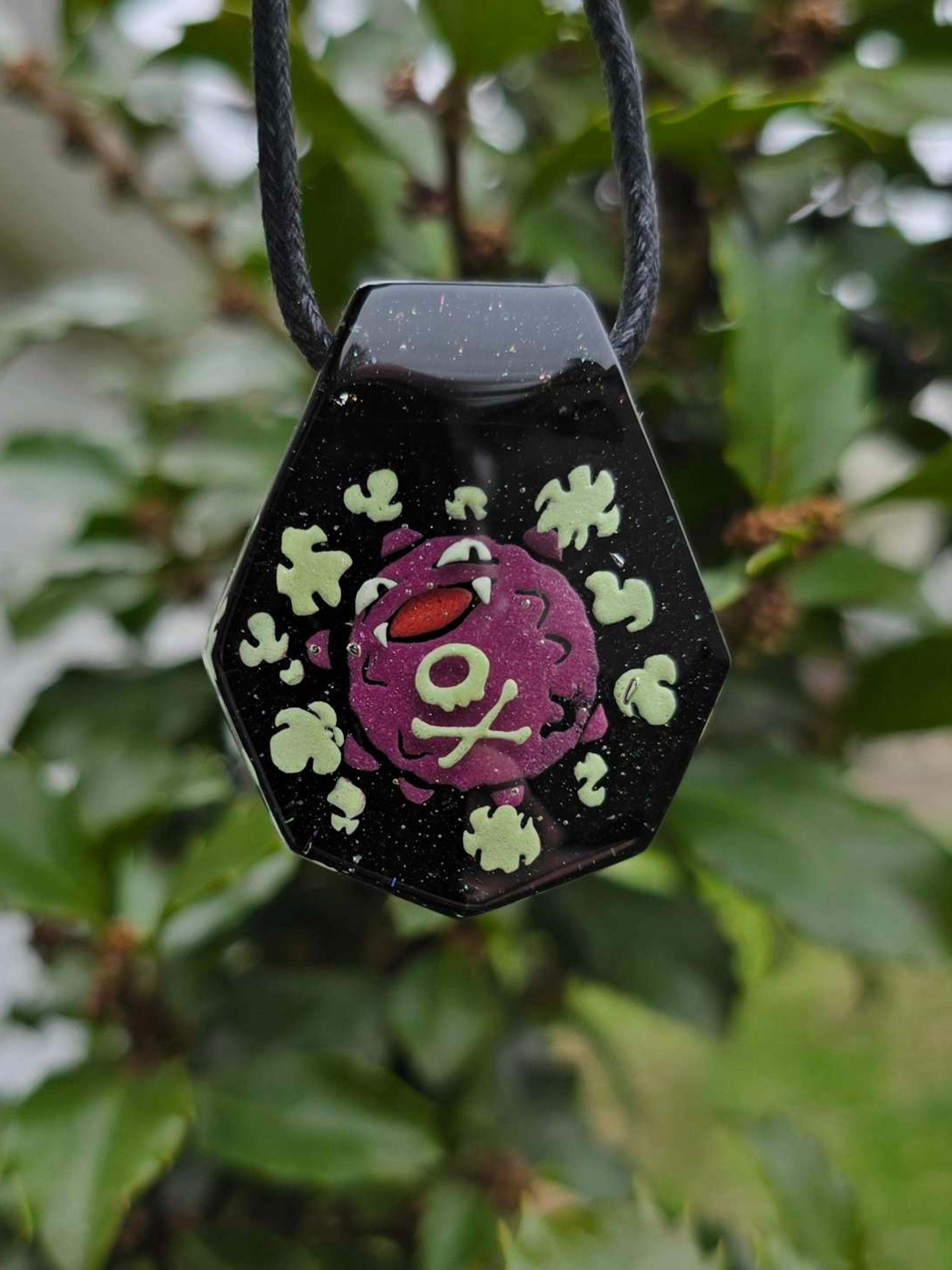 Preview pic of Koffing Layered Glow Pendant
