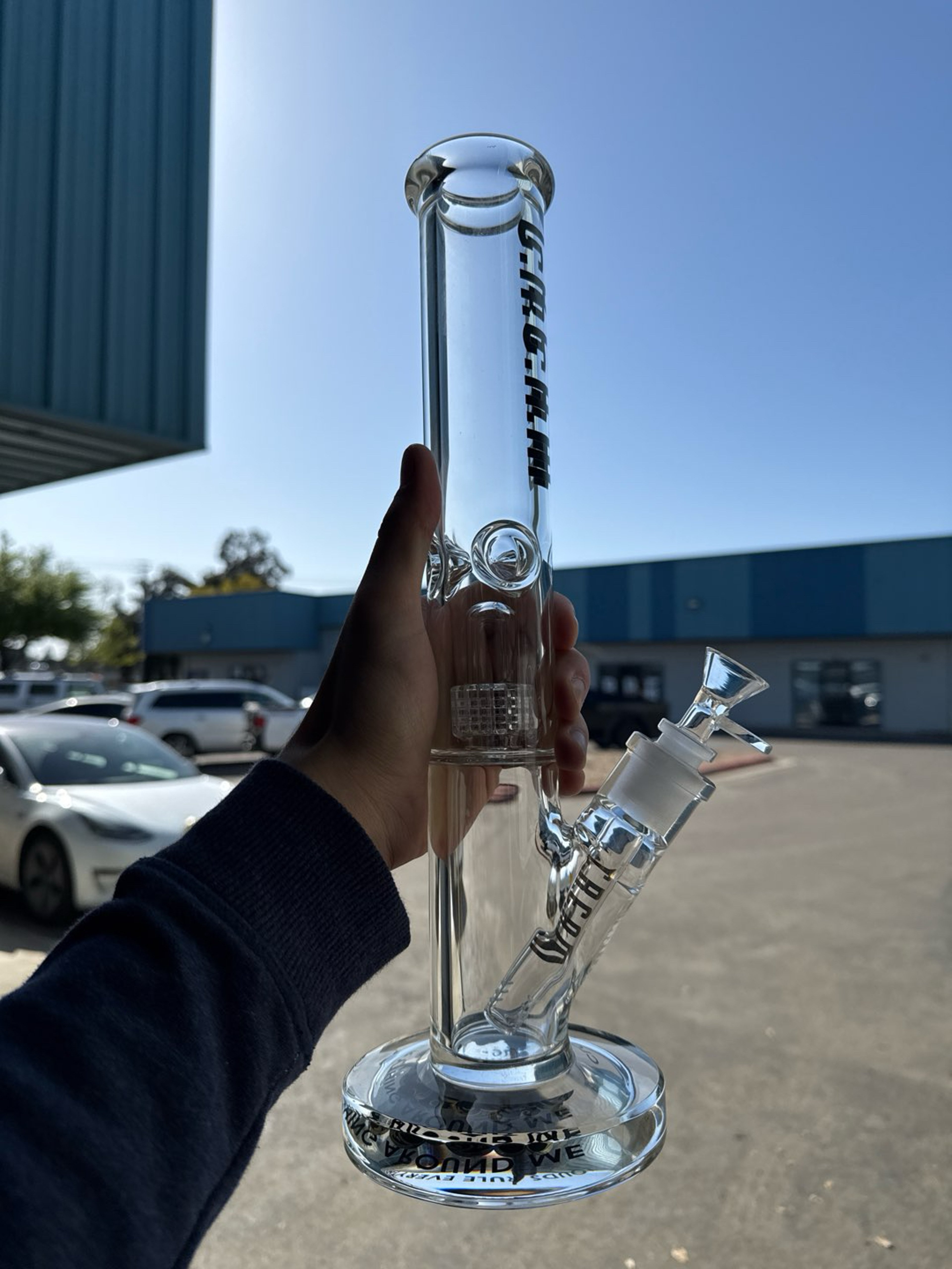 Preview pic of C.R.E.A.M 15” Glass Bong - Premium Quality for Smooth Hits (On Sale Now!)