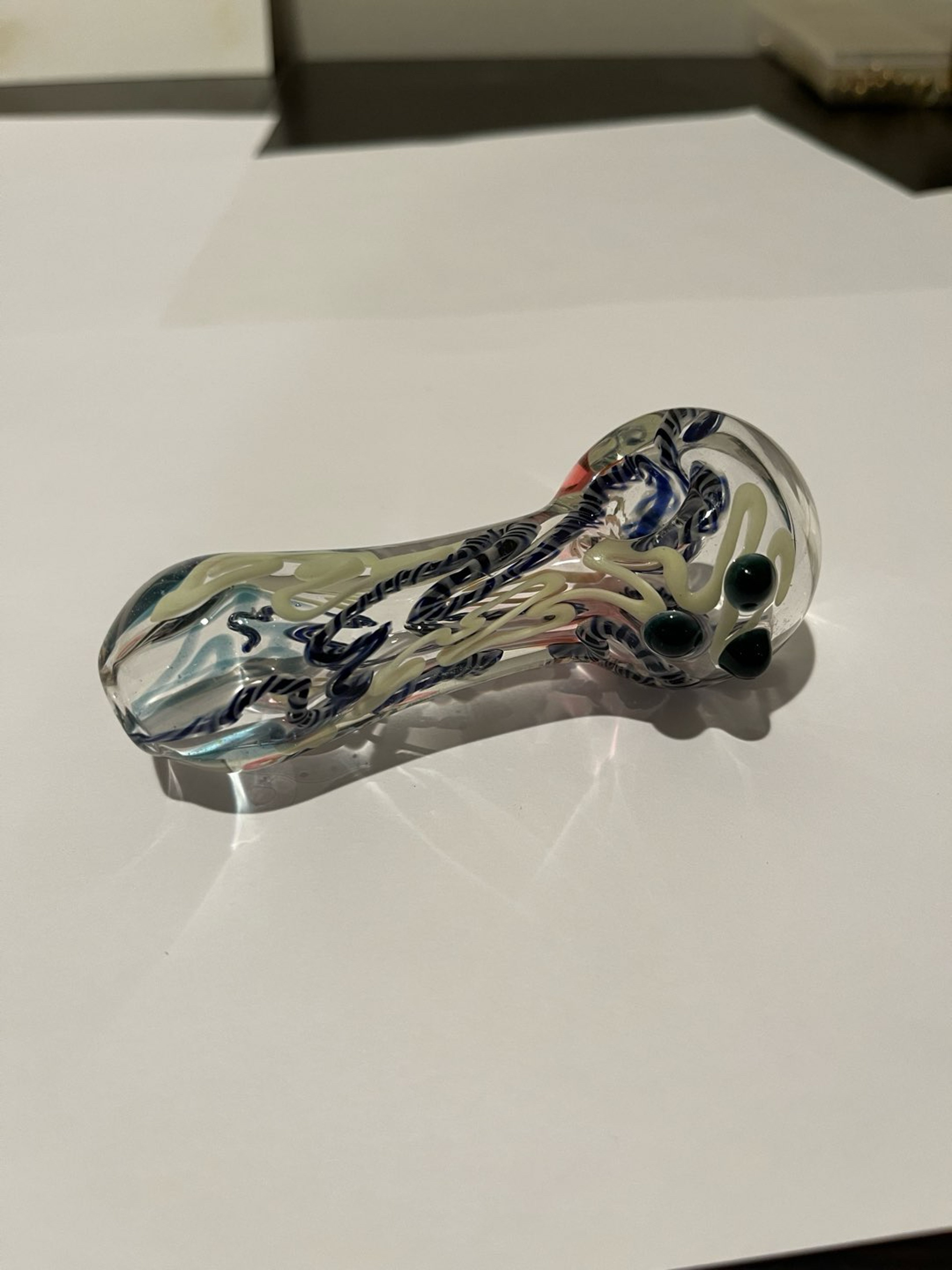 Preview pic of Great thick glass bowl