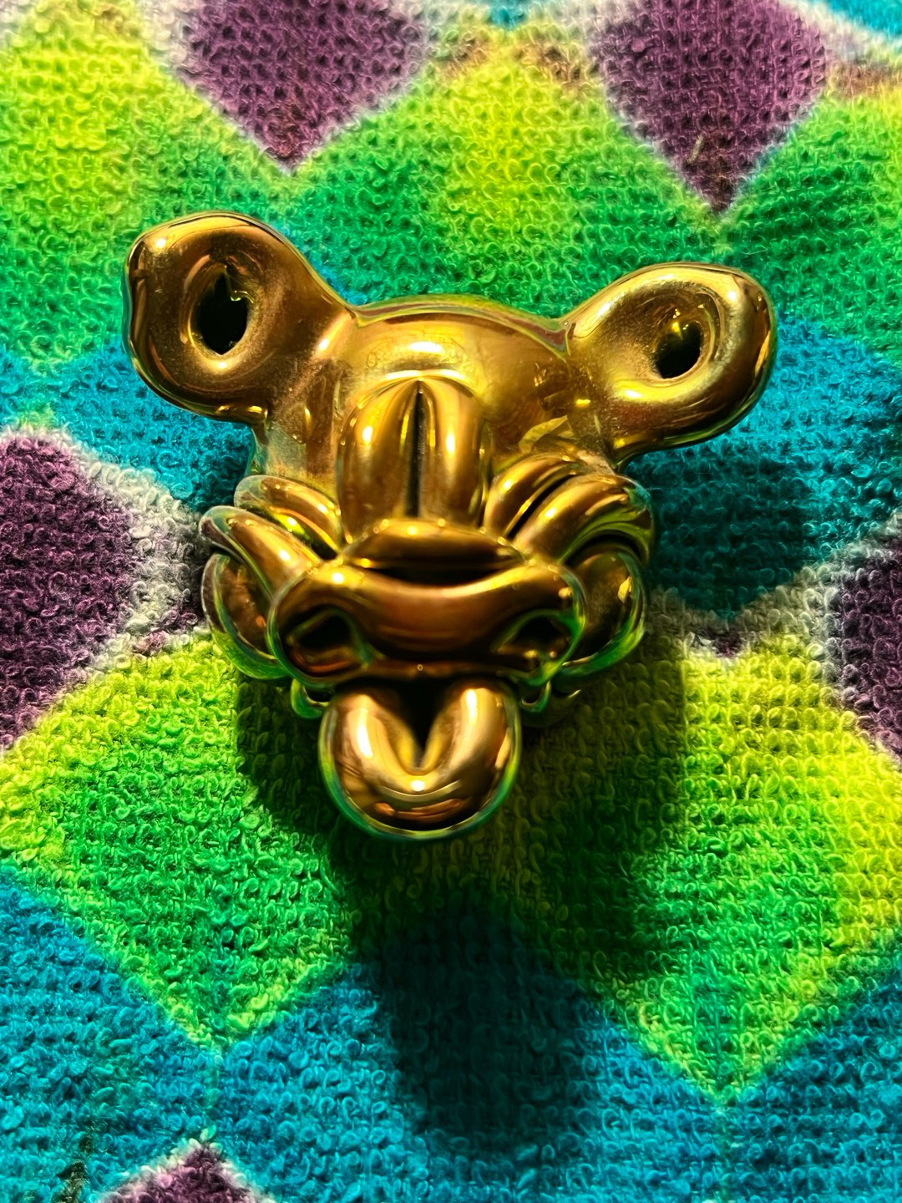 Preview pic of Gold casto pendant