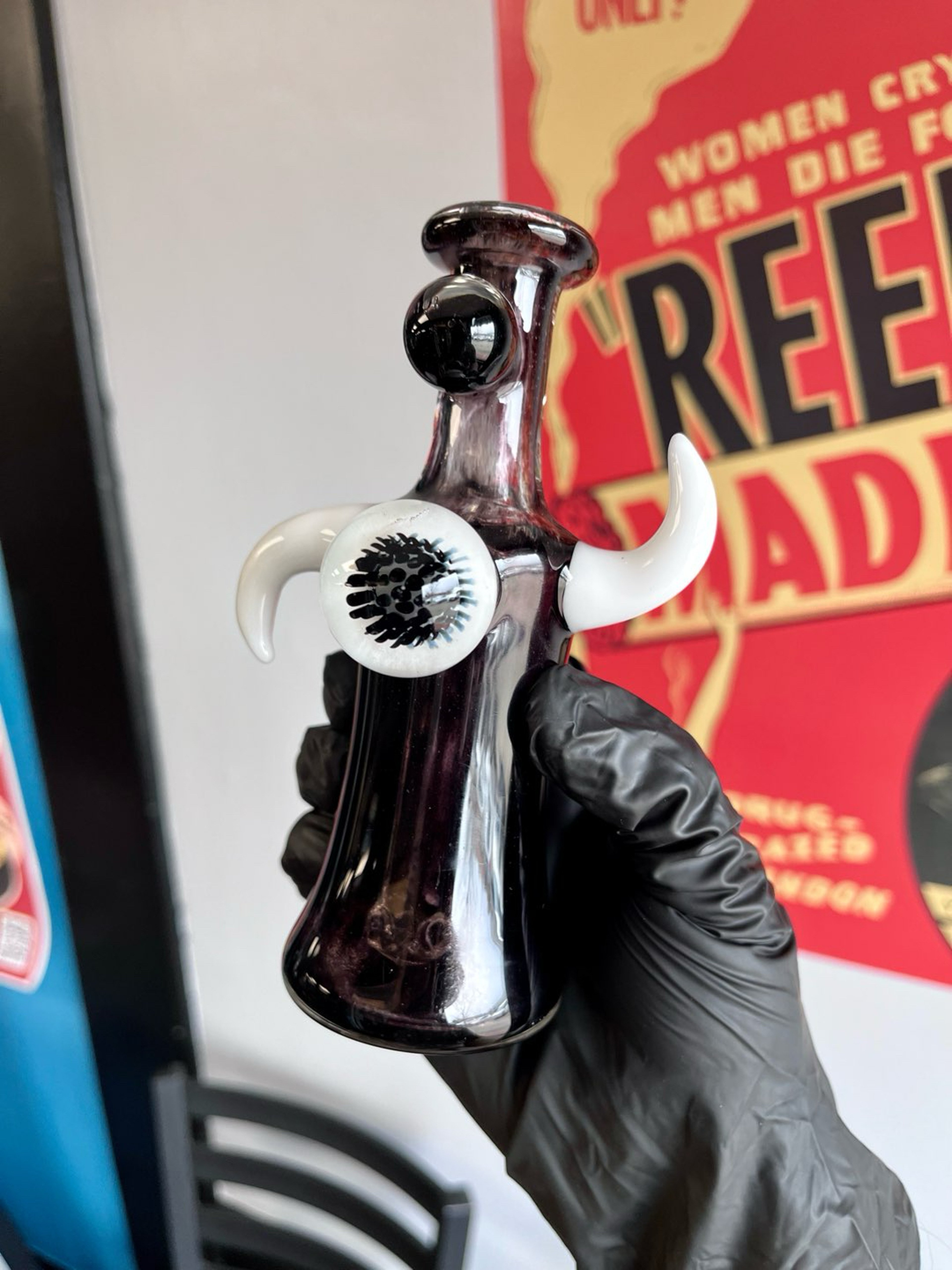 Preview pic of Black/White Jammer Rig - GooMan Glass