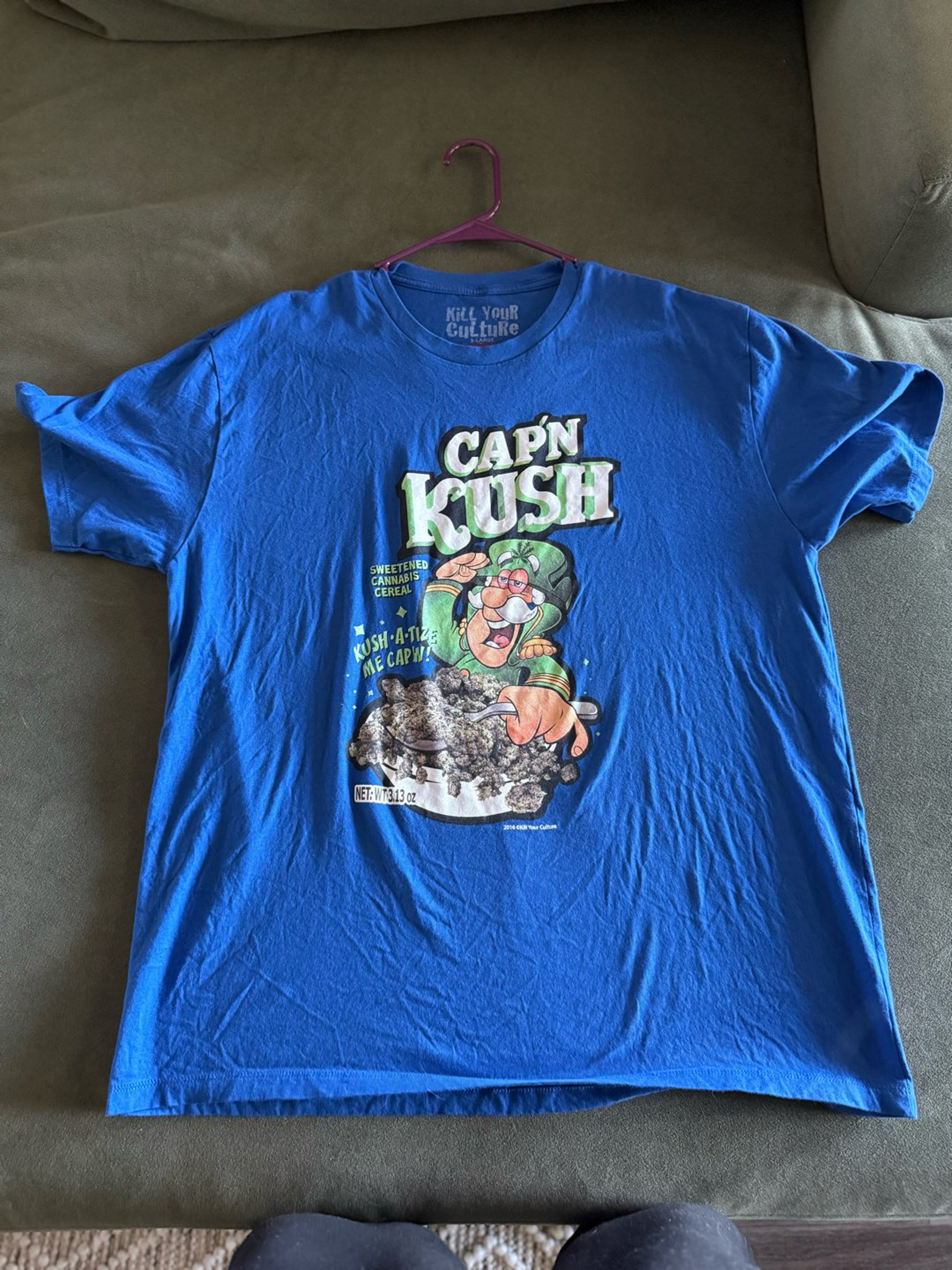 Preview pic of Cap’N Shirt (XL)