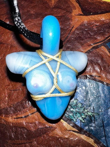 Preview pic of Light blue boy bust