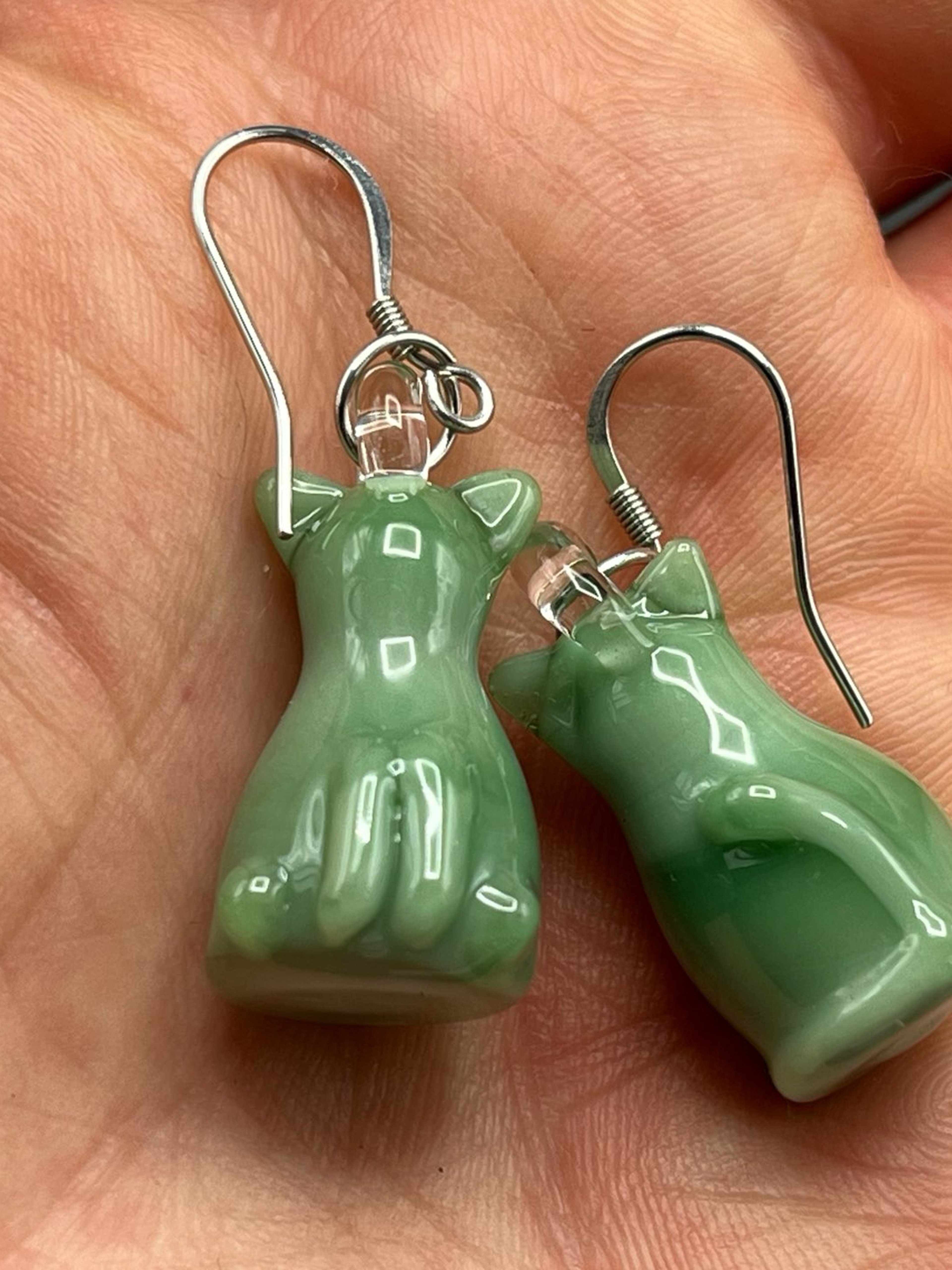Preview pic of Cat Earrings.