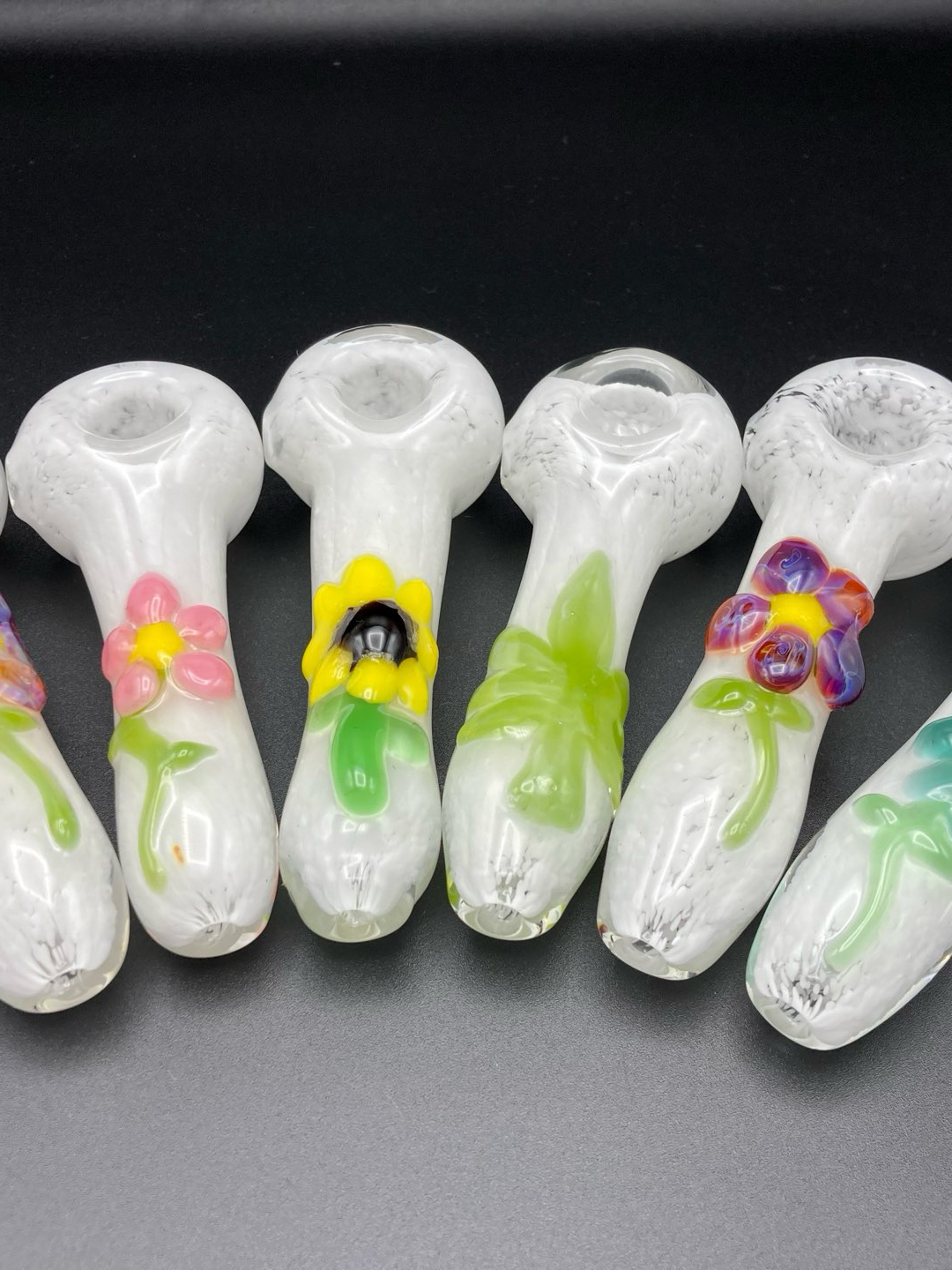 Preview pic of White canvas floral series pipes.