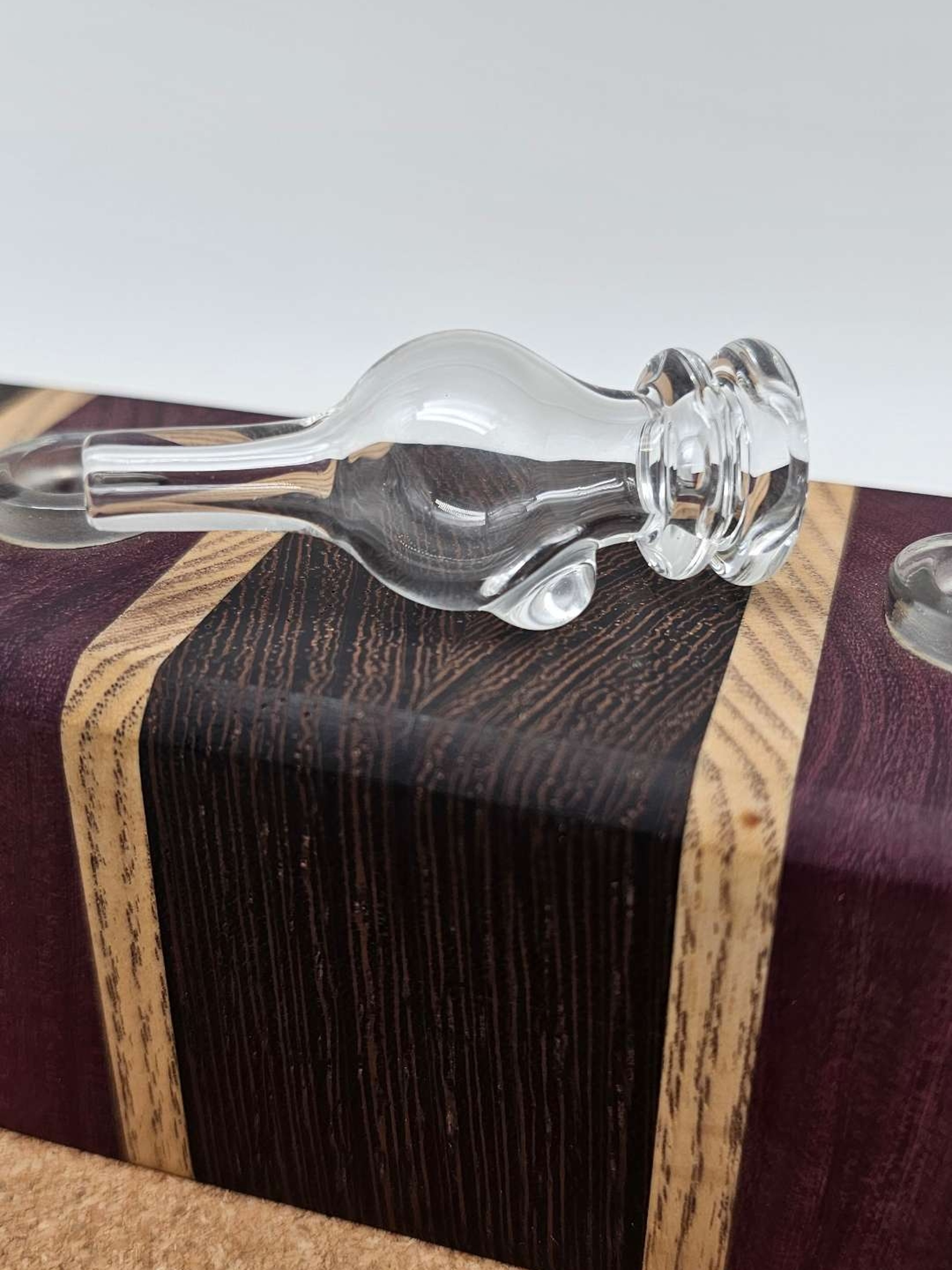 Preview pic of Red tail glass clear bubble cap