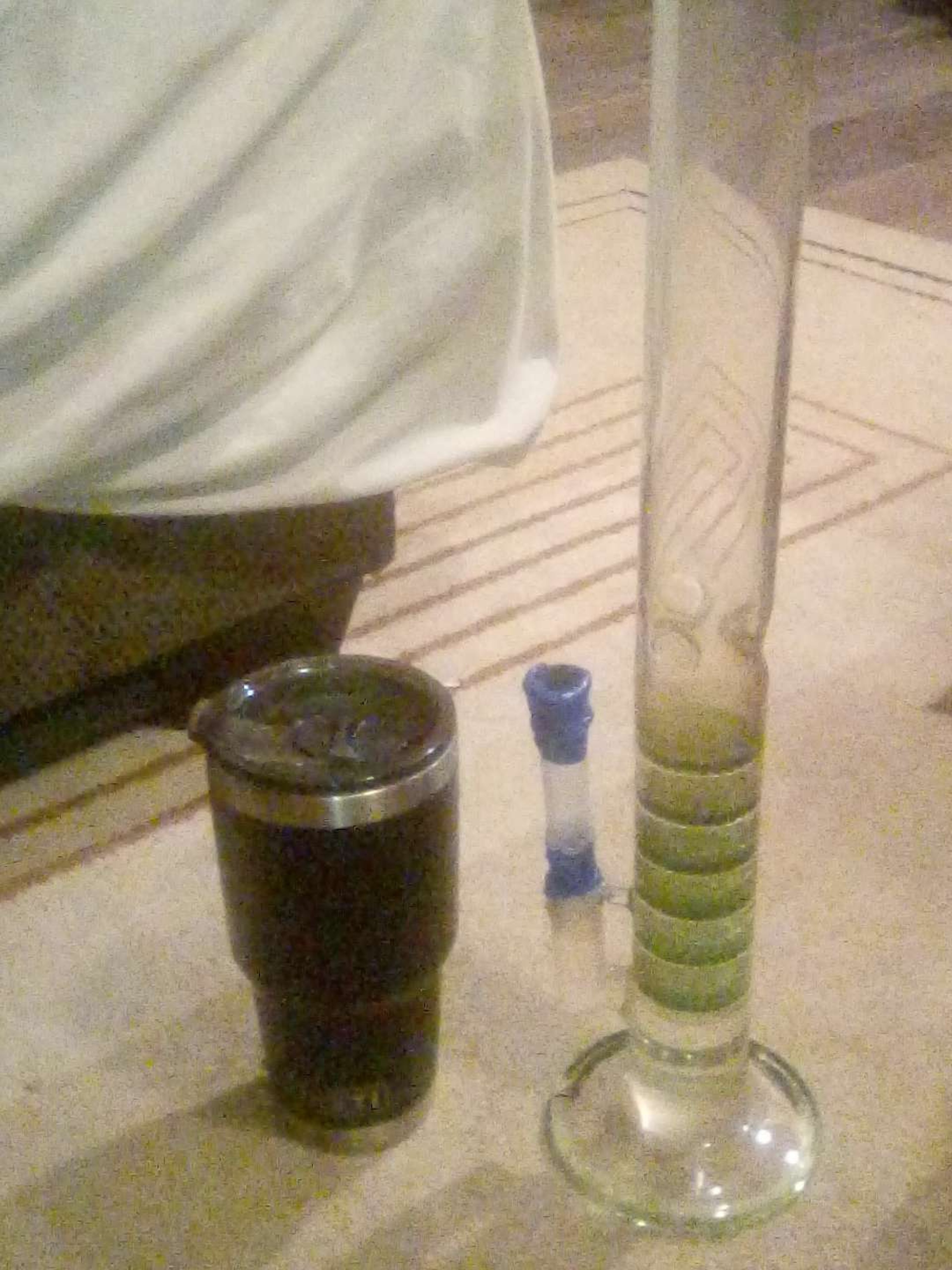 Preview pic of 28" 6 honeycomb perc ice catcher bong