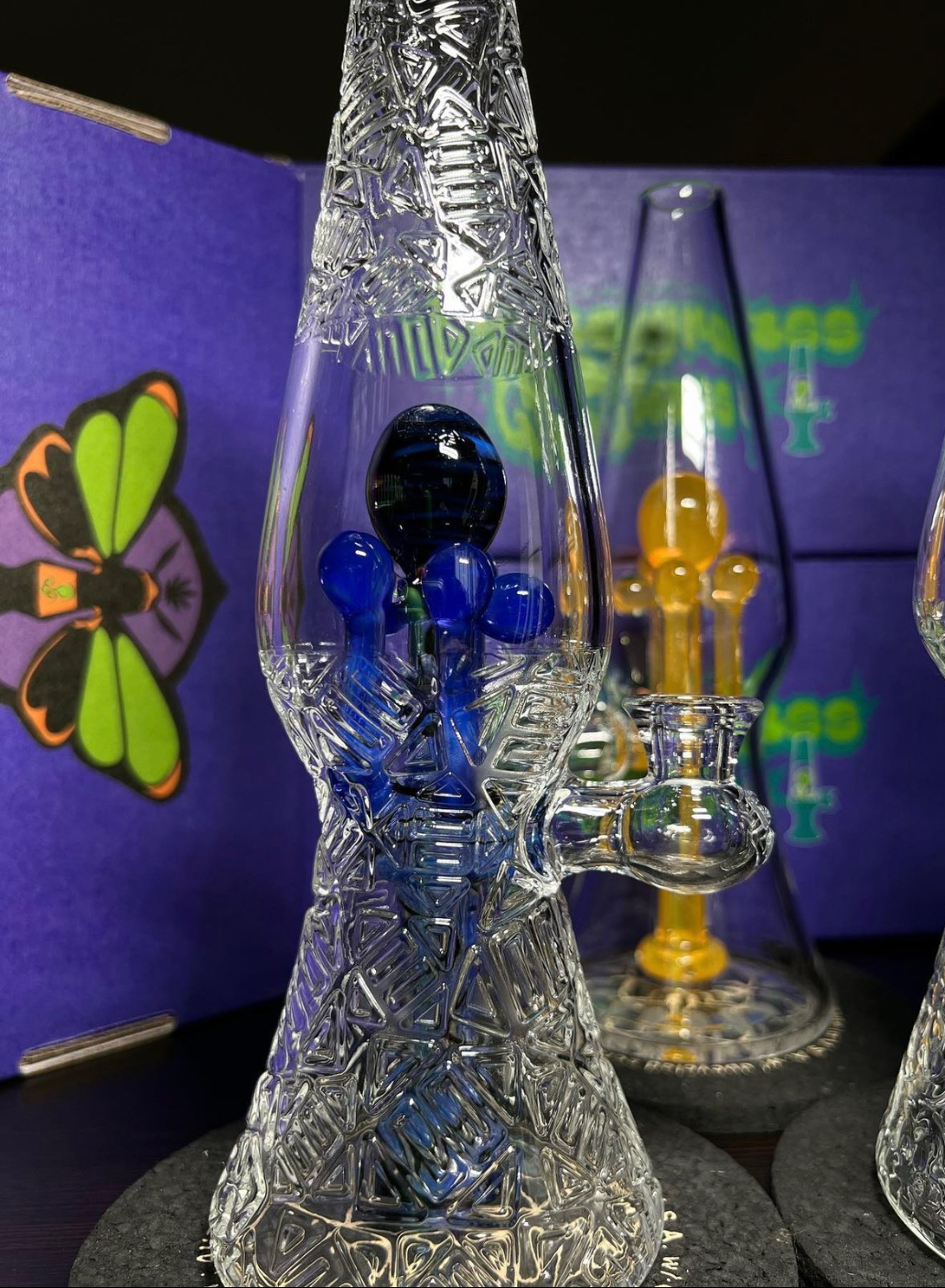 Preview pic of Blue grass lamp