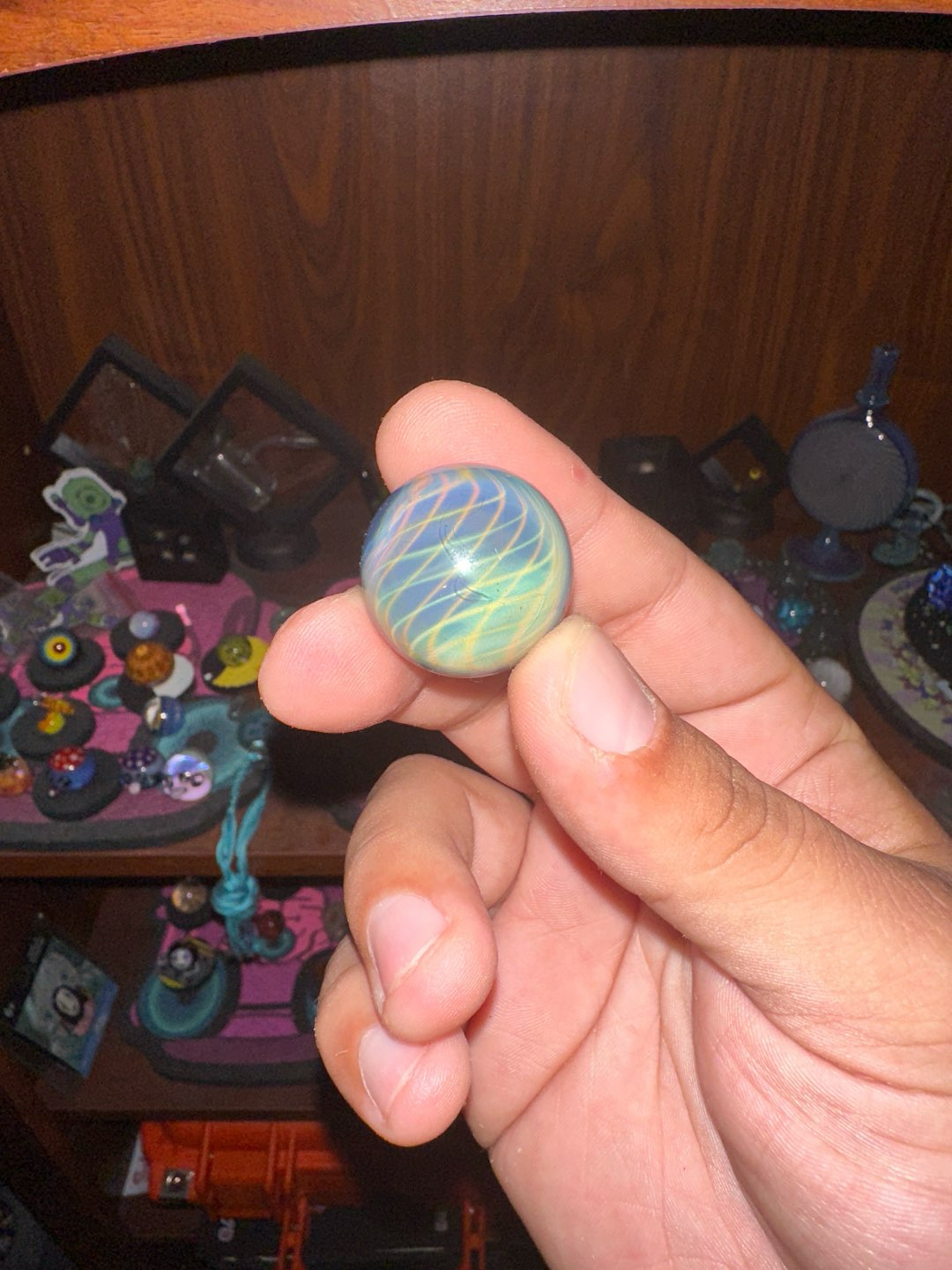 Preview pic of Carved Baitball and Fumed Fish scale marble