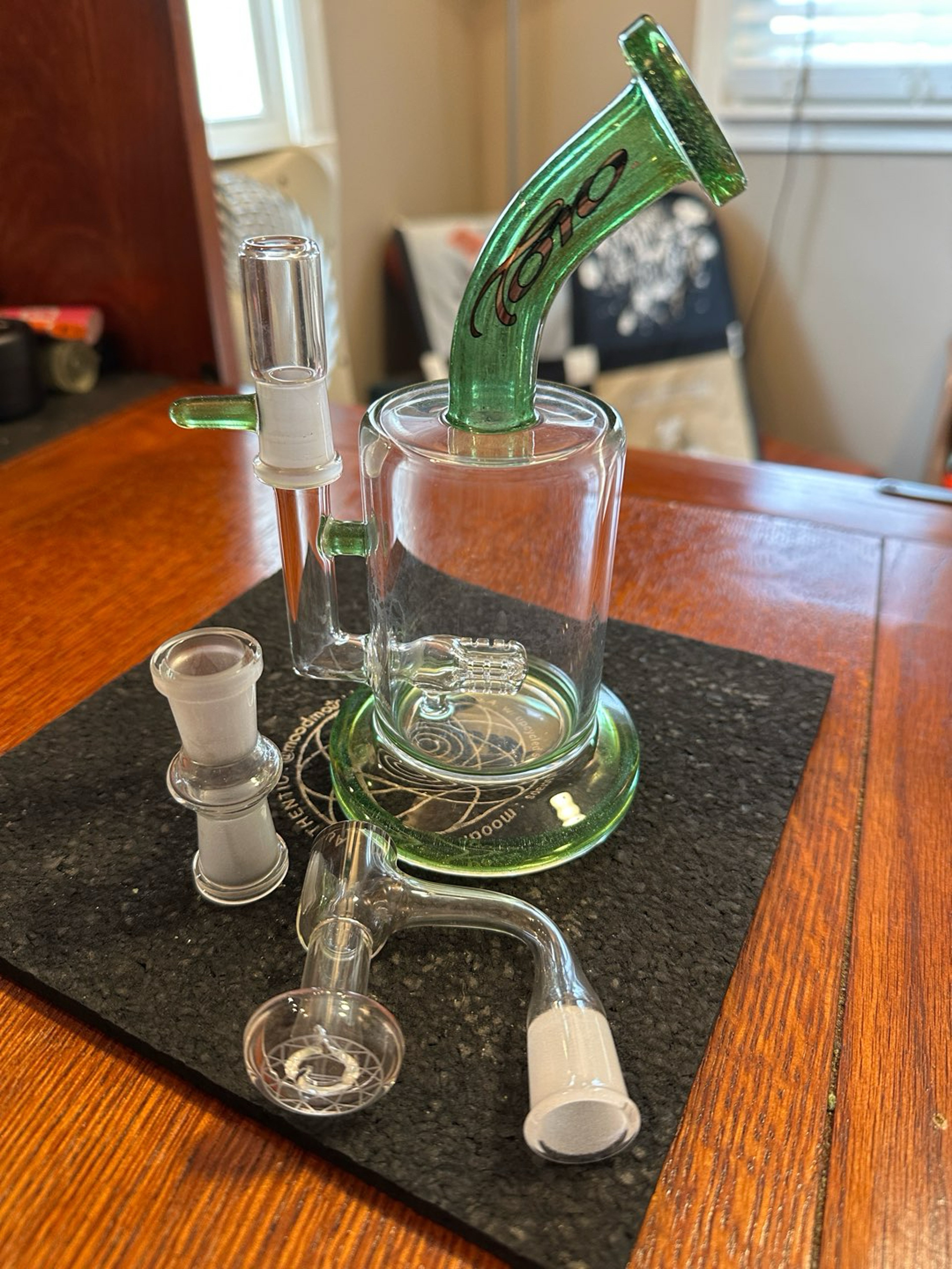 Preview pic of Toro Tripline Full Green Stardust Neck w/ Nail and Adapter