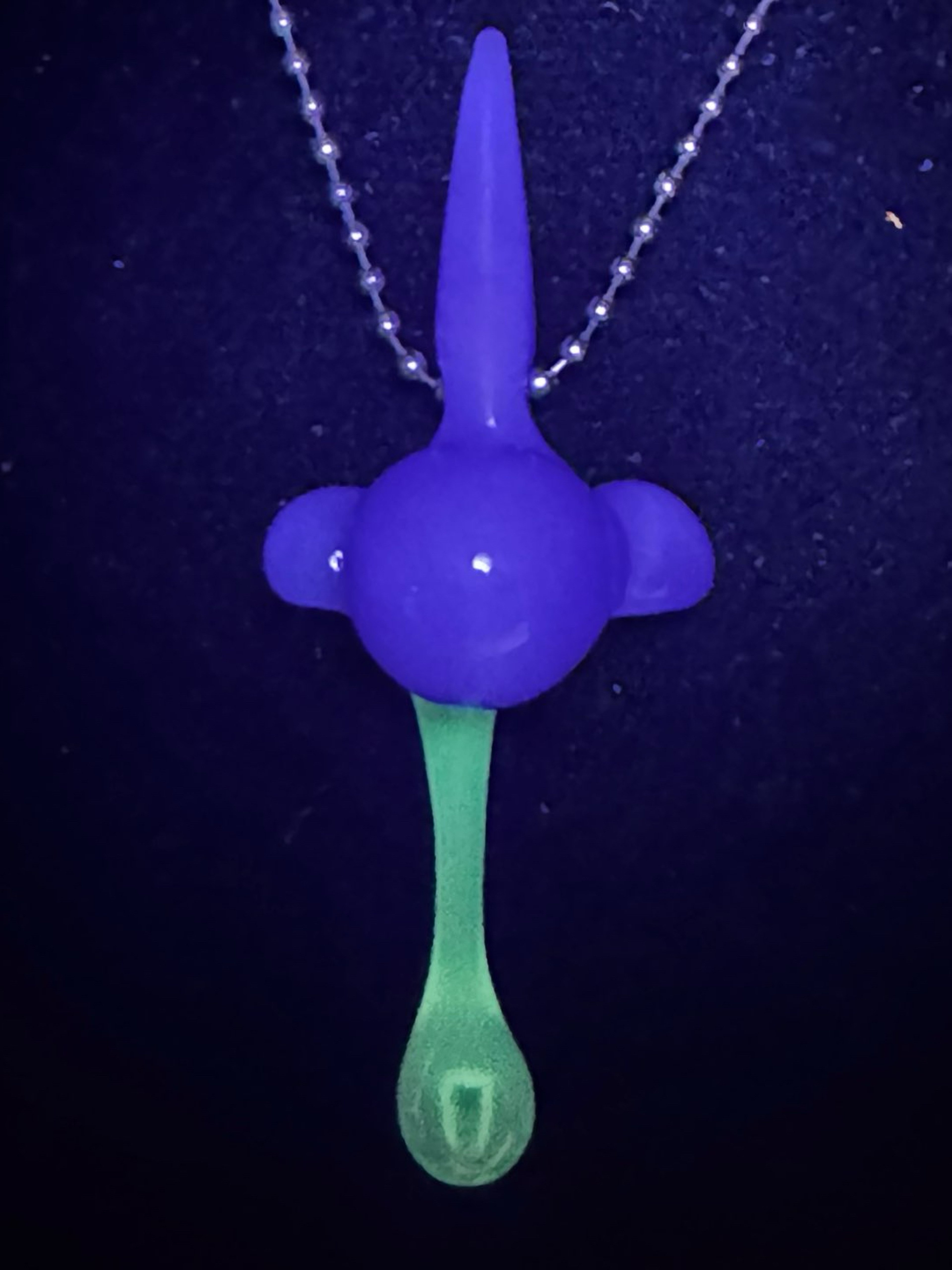 Preview pic of Snot Nose Multi-Tool pendant