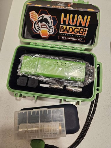 Preview pic of Nitro Green HuniBadger NEW!