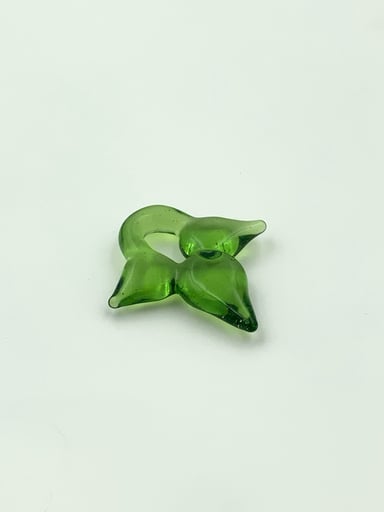 Preview pic of Kerm Triple Leaf Pendy
