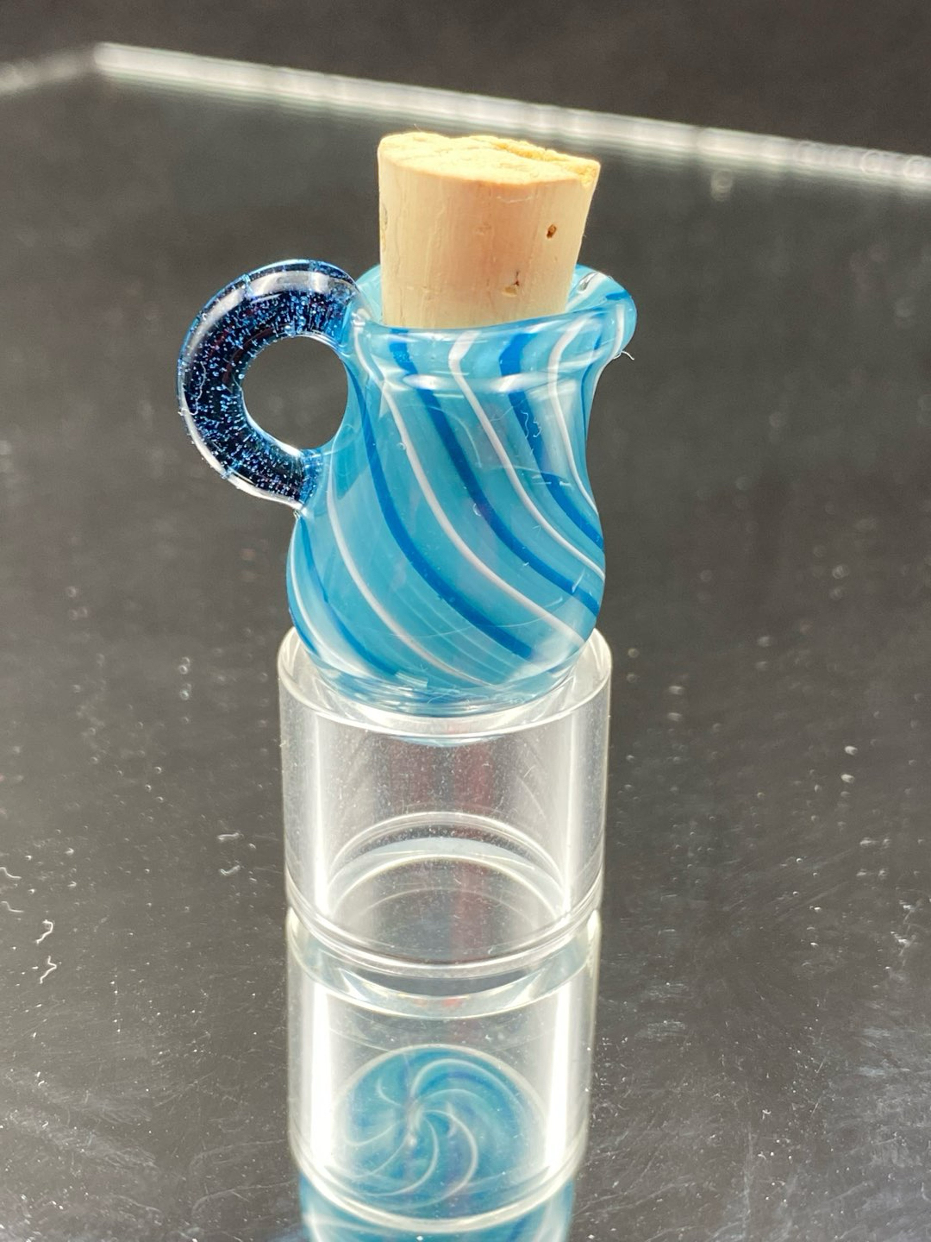 Preview pic of Zombri Linework Jug Pendy