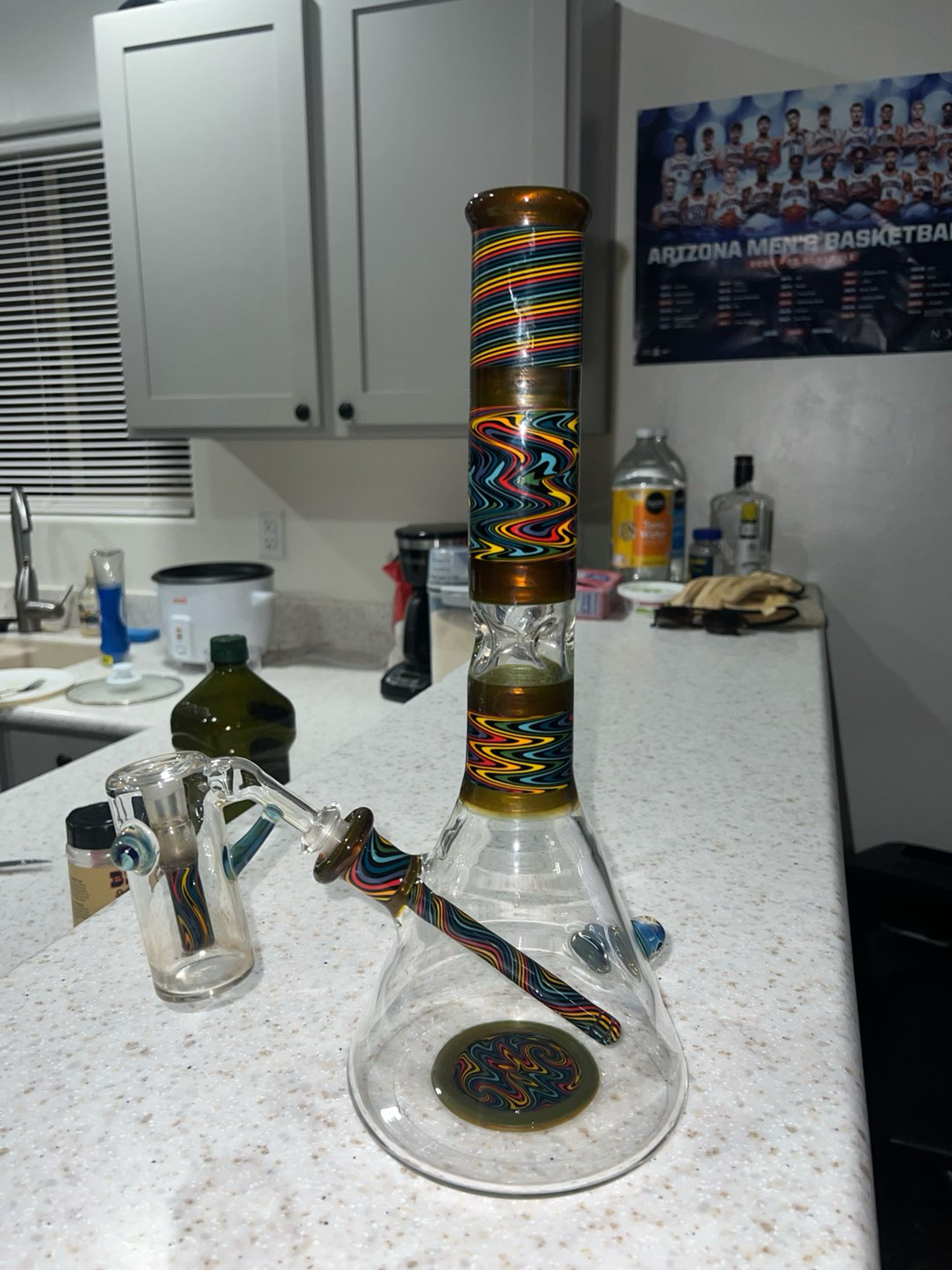 Preview pic of Julian J. Glass Beaker