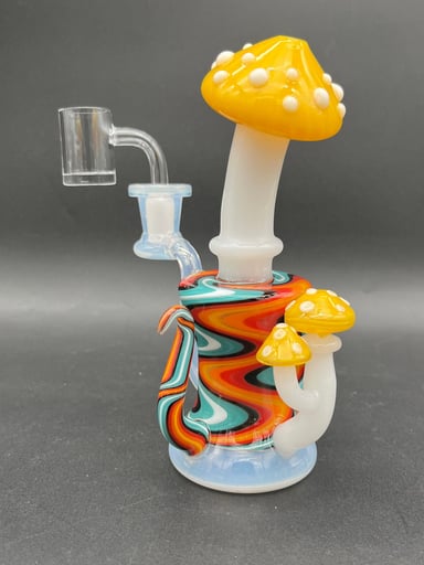 Preview pic of WORKED GLASS YELLOW MUSHROOM DAB RIG