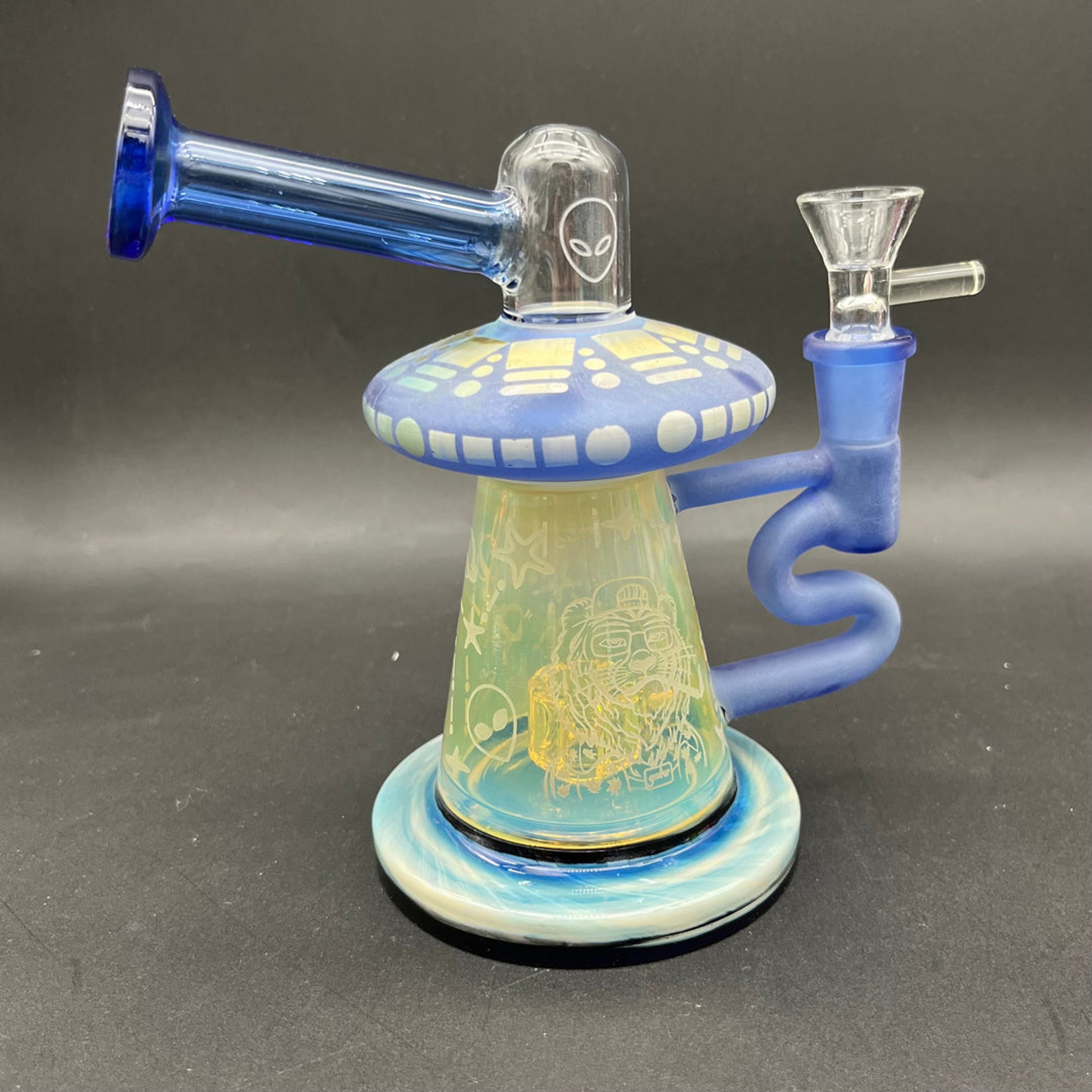 Preview pic of FUMED UFO ABDUCTION BONG / RIG