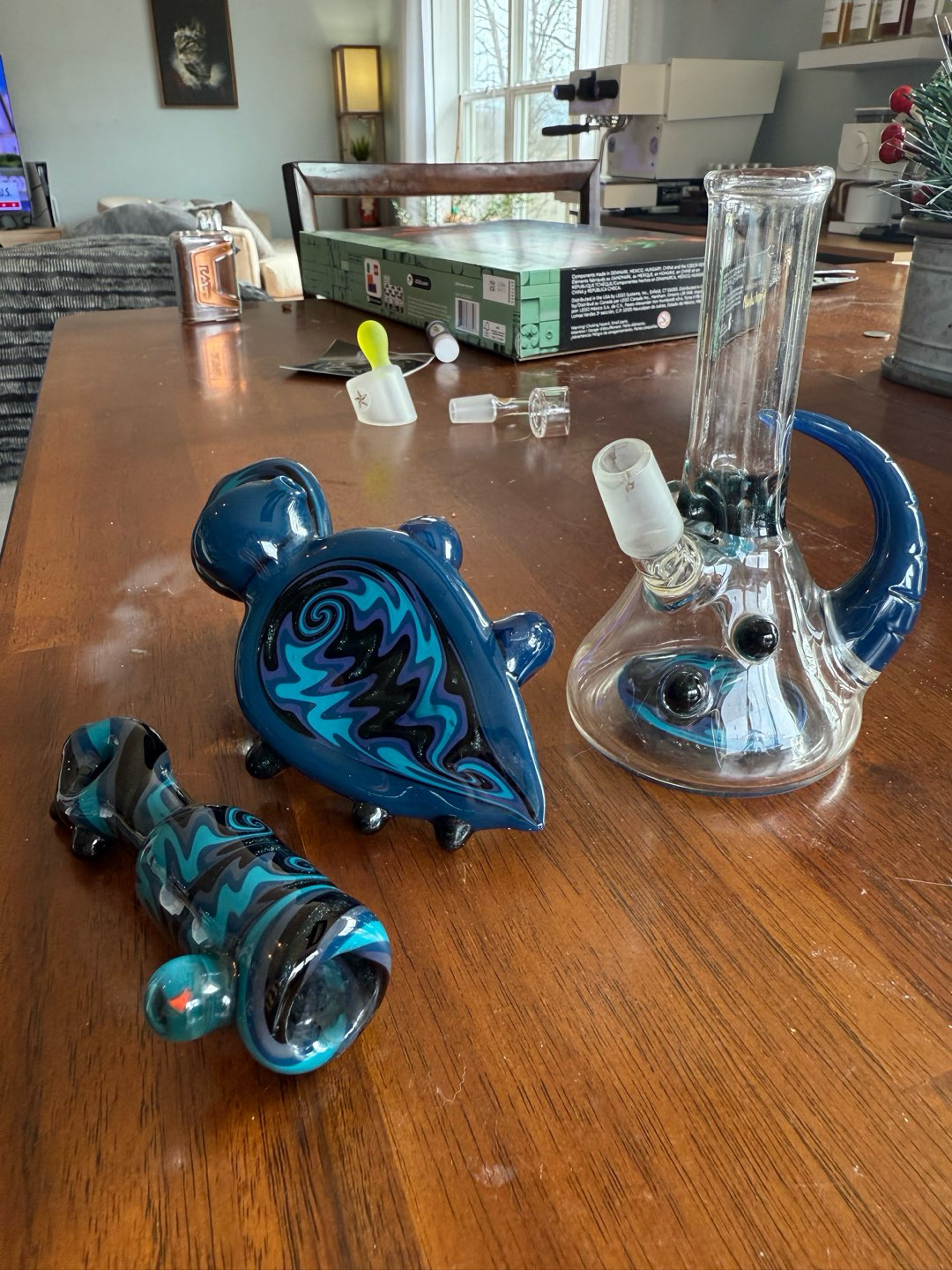 Preview pic of Tarlon smith travel kit