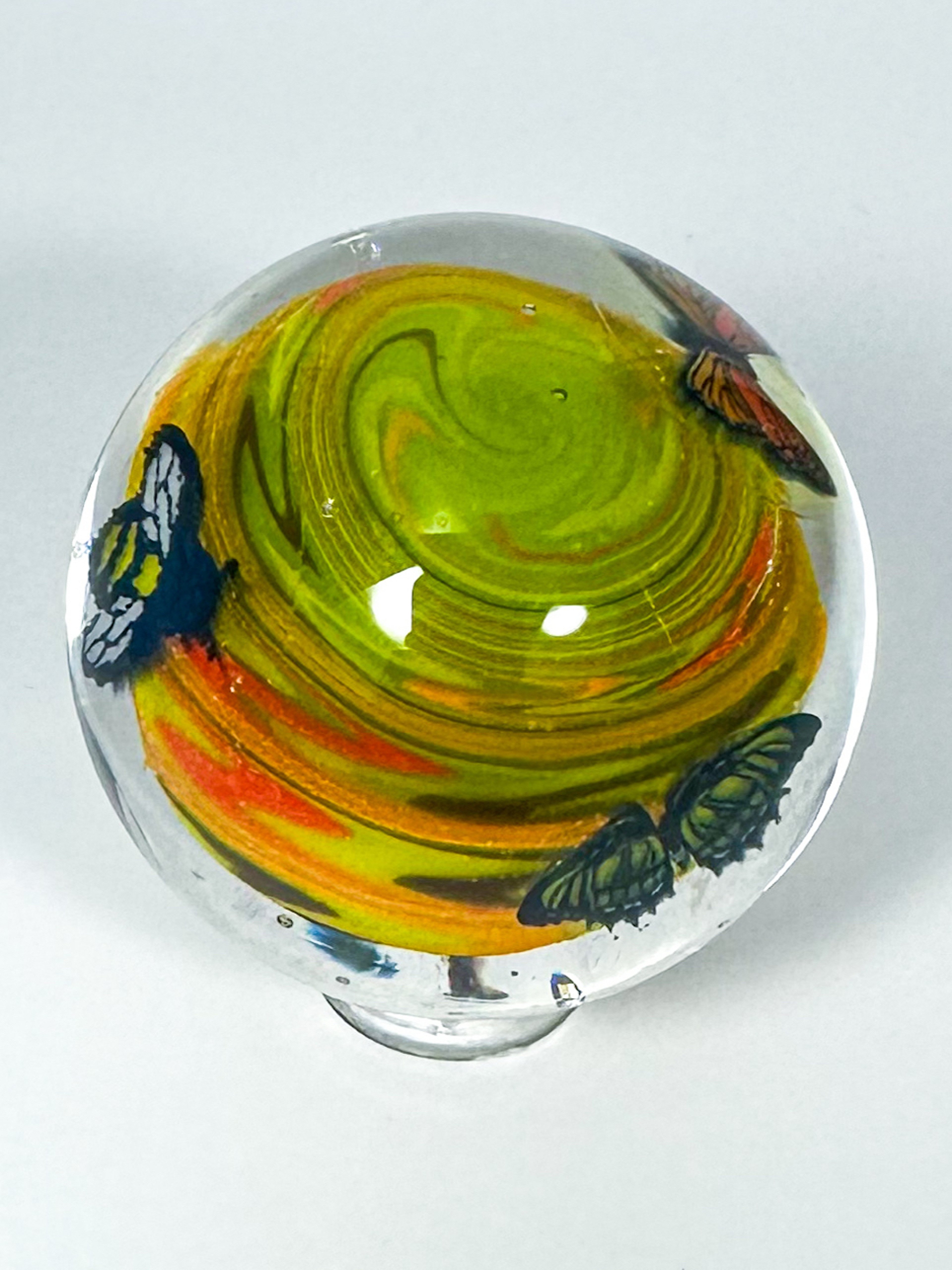 Preview pic of “Butterfly Garden” 1.5in Millie Scene Marble