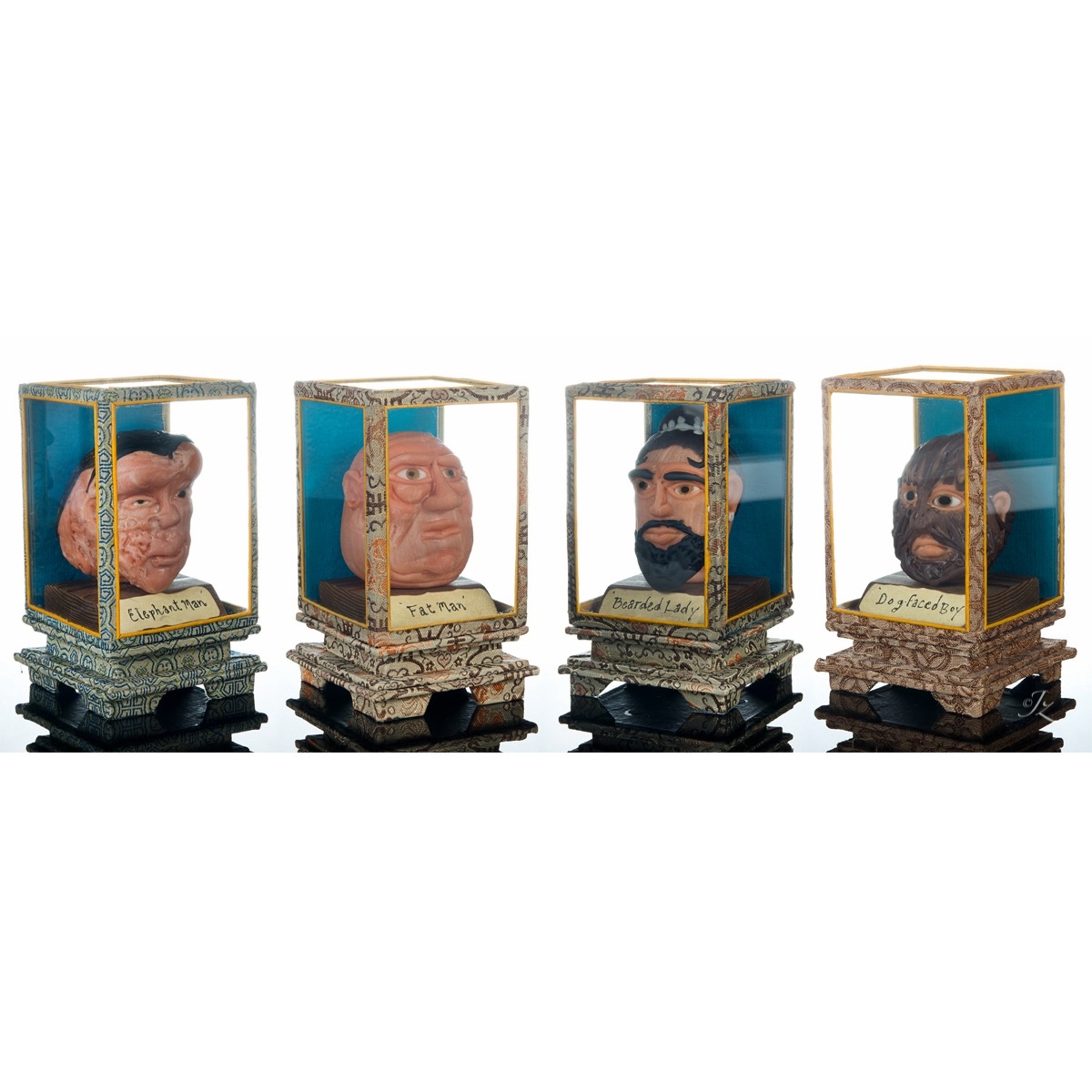 Preview pic of Malaquias - Freak Show Set