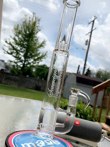 Preview pic of Sovereignty 24 Inline to Bishop With Slide
