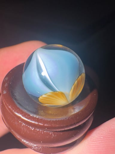 Preview pic of Delong Glass Flower Marble