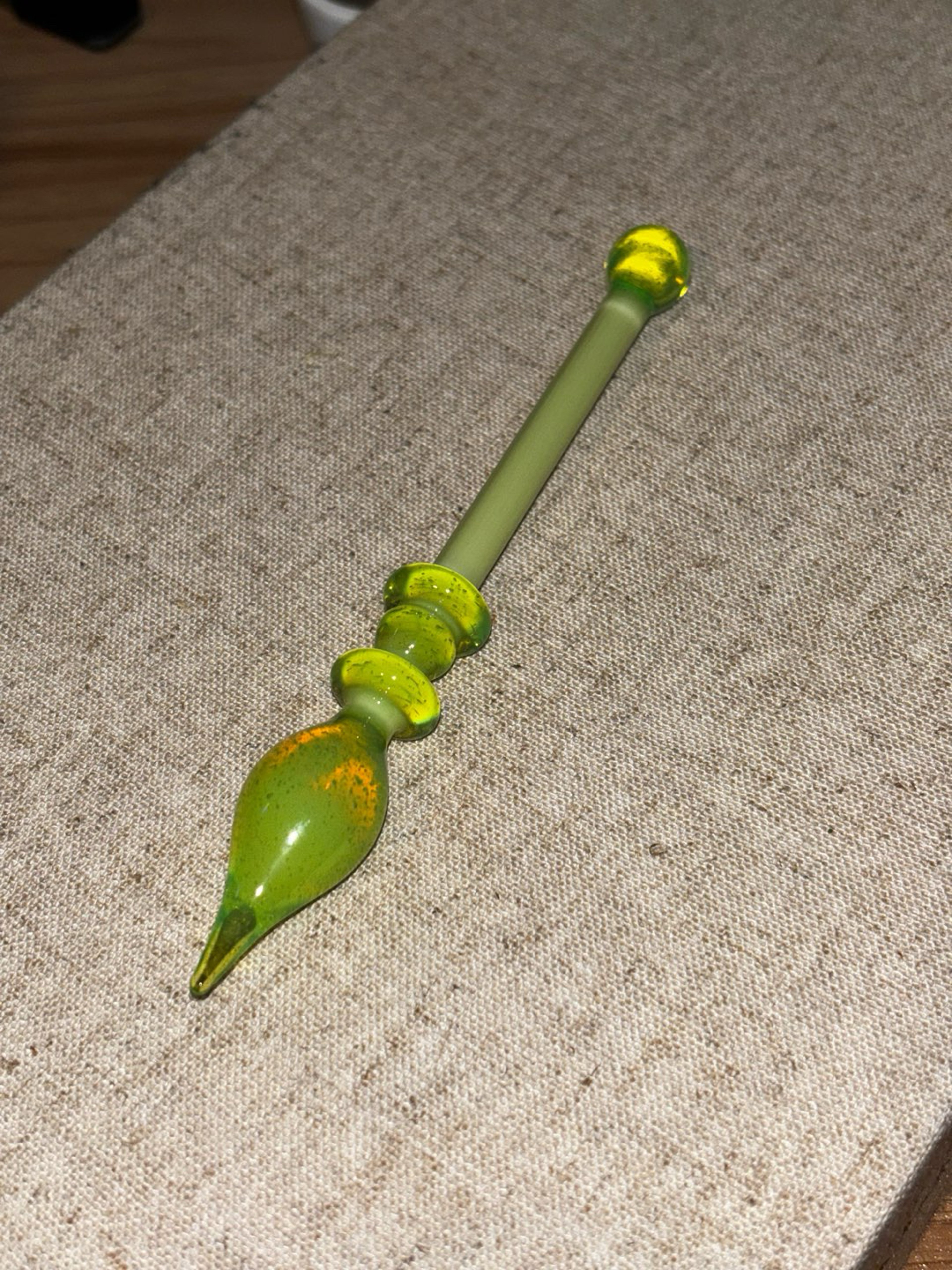 Preview pic of Slime green dabber