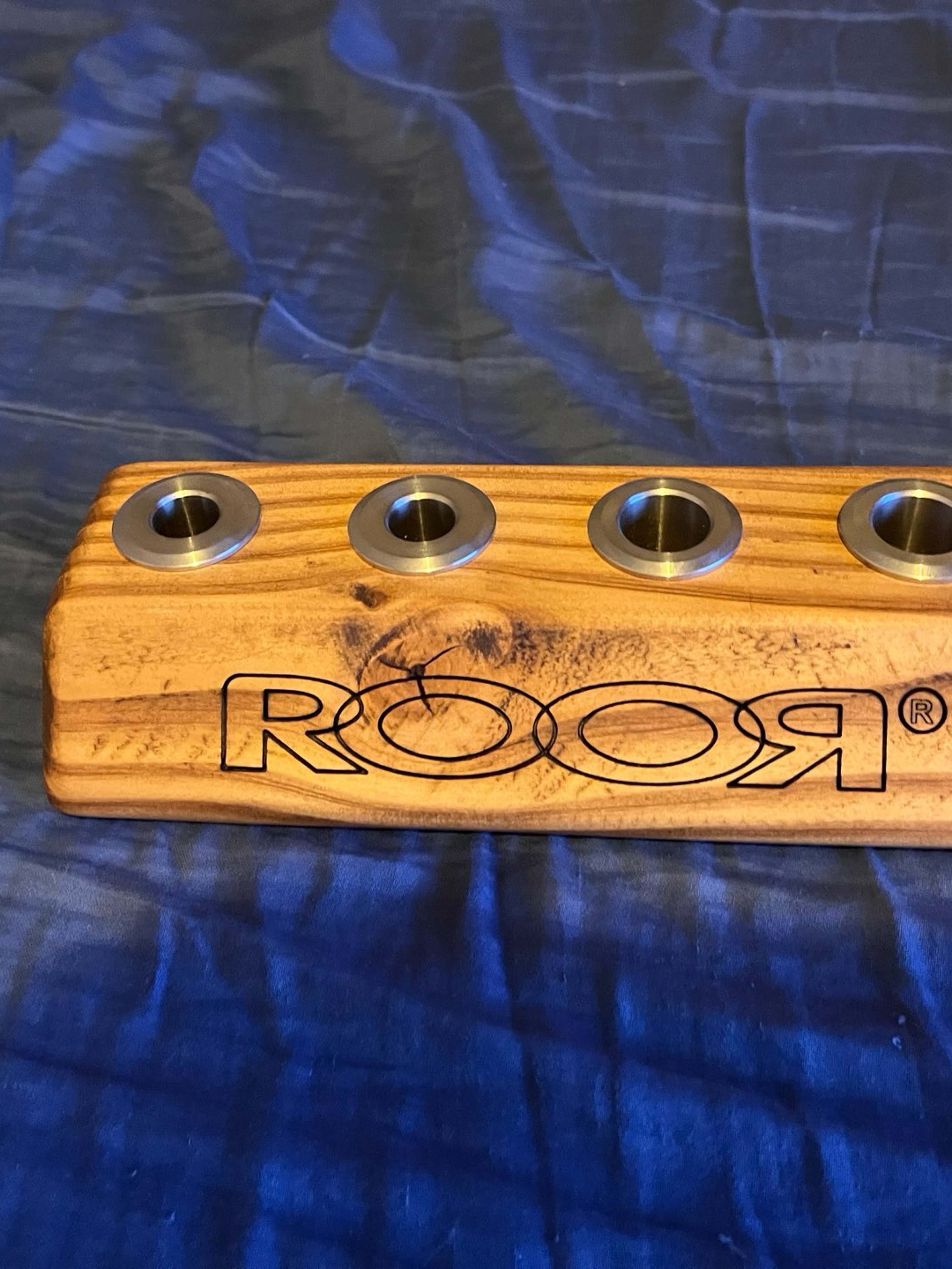 Preview pic of Roor bowl holder