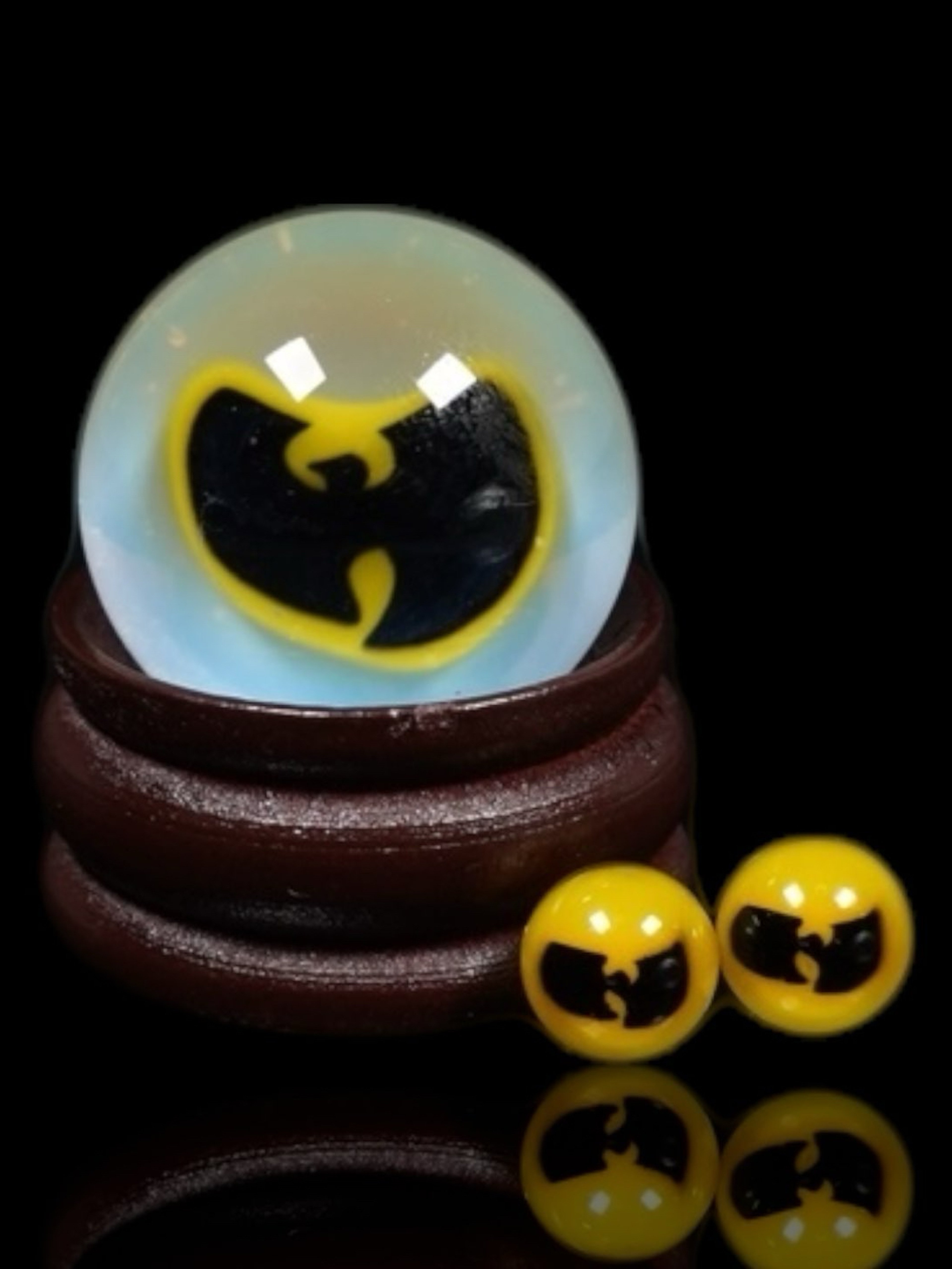 Preview pic of Keys Glass Wu-Tang Clan 3-piece set