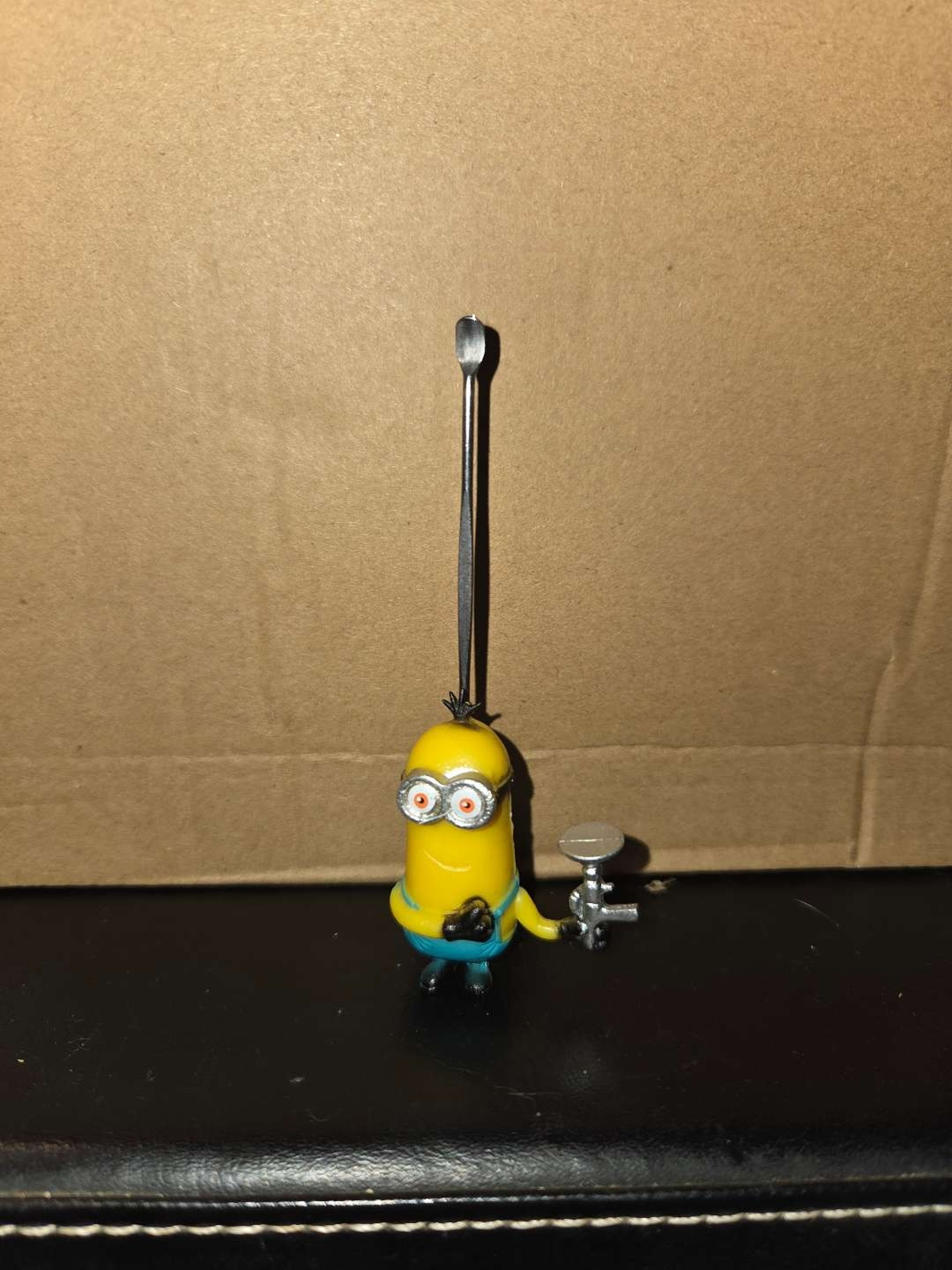 Preview pic of Minion dab tool