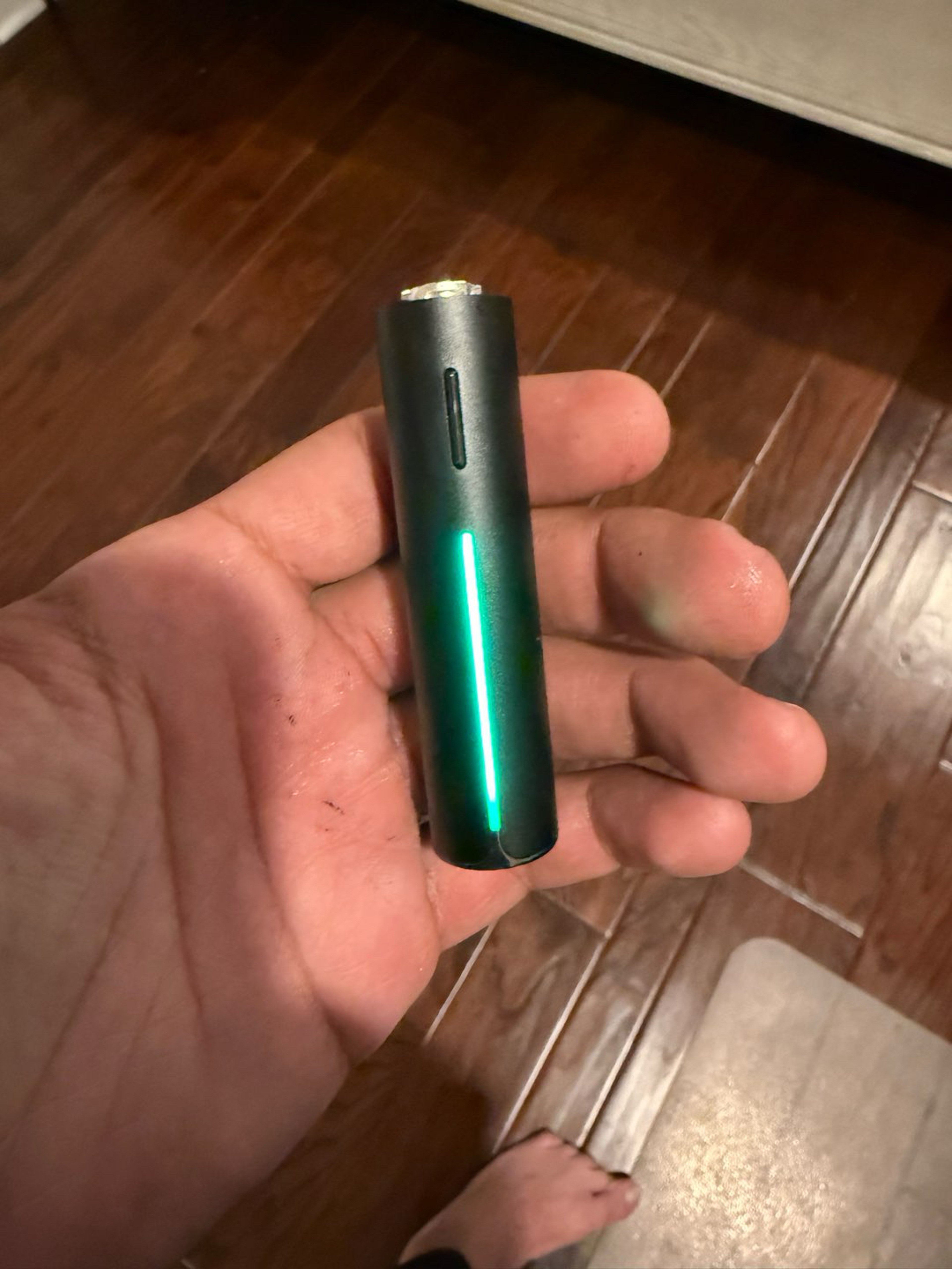 Preview pic of Extra puffco pivot battery