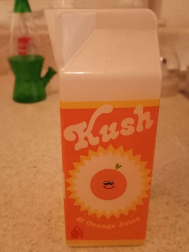 Preview pic of Small Orange Juice Carton Bong