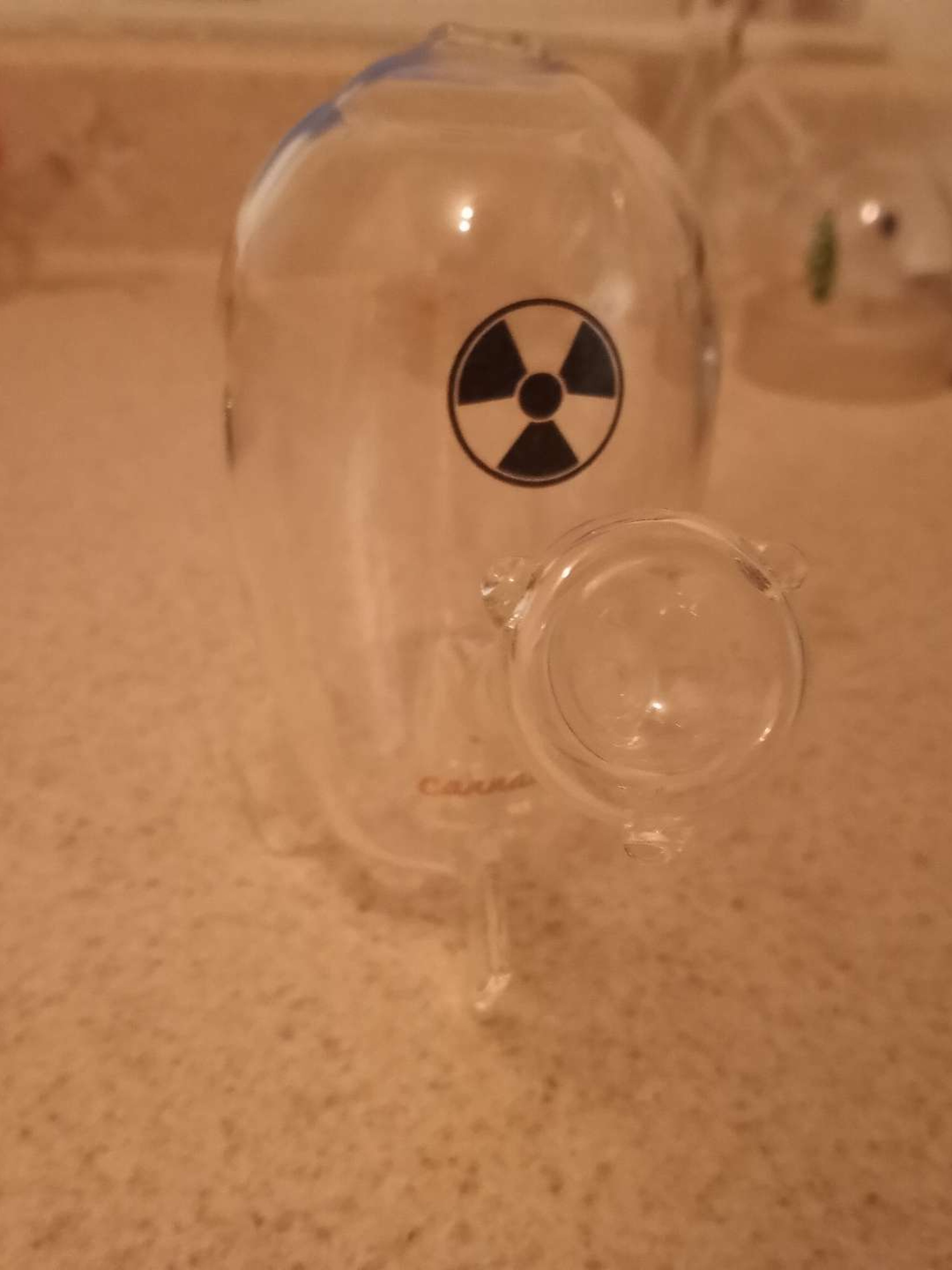 Preview pic of Small Atom Bomb Bong