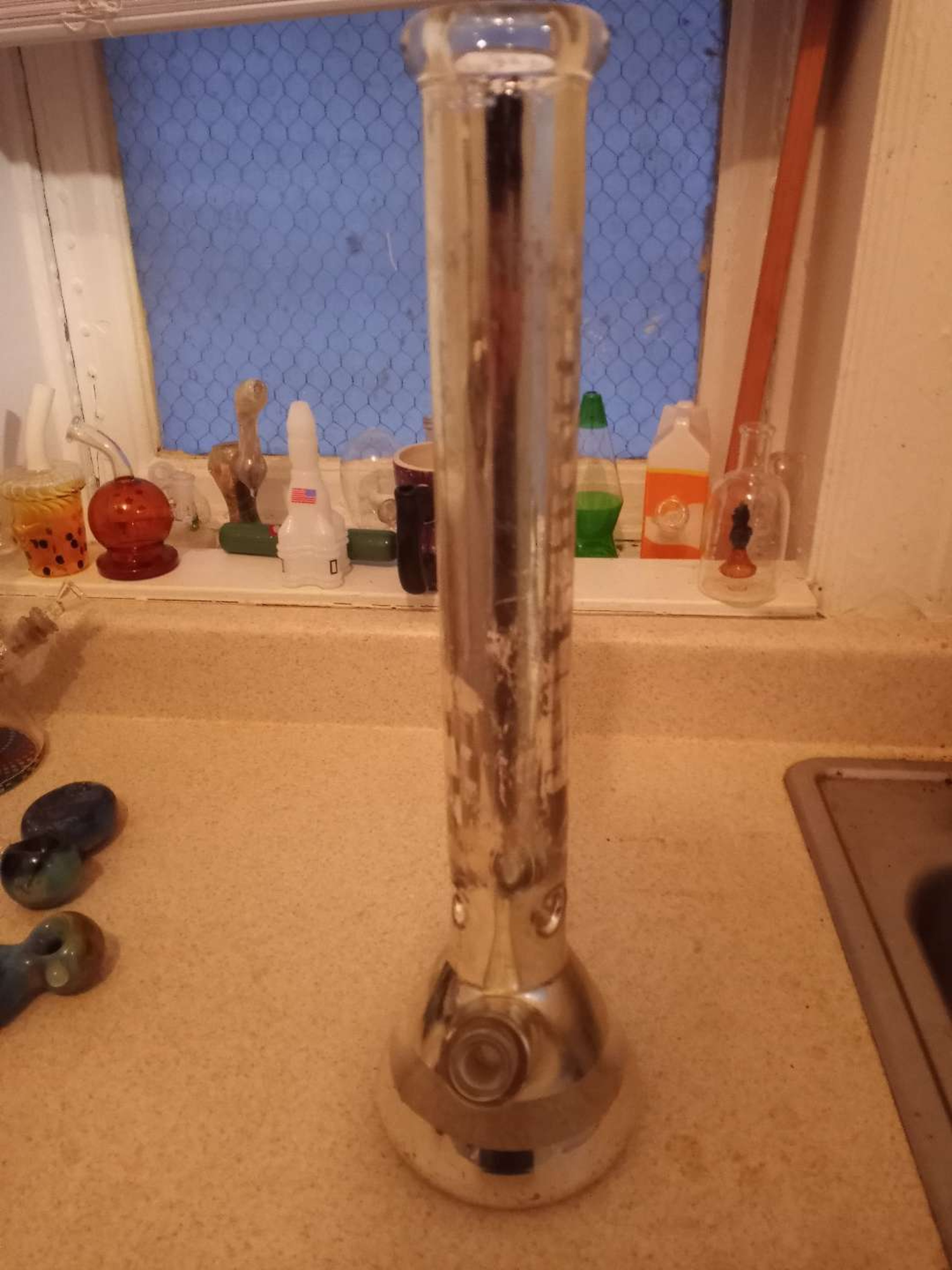 Preview pic of Himalayan Glass 18" Beaker Bong