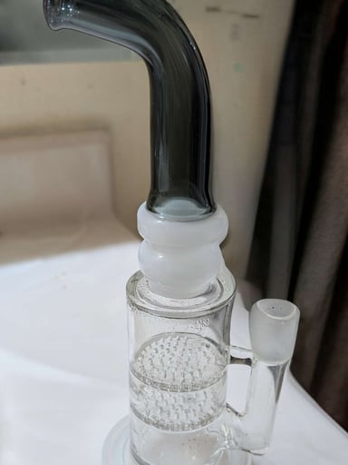 Preview pic of Black Neck Bong with Double Honey Comb Perc