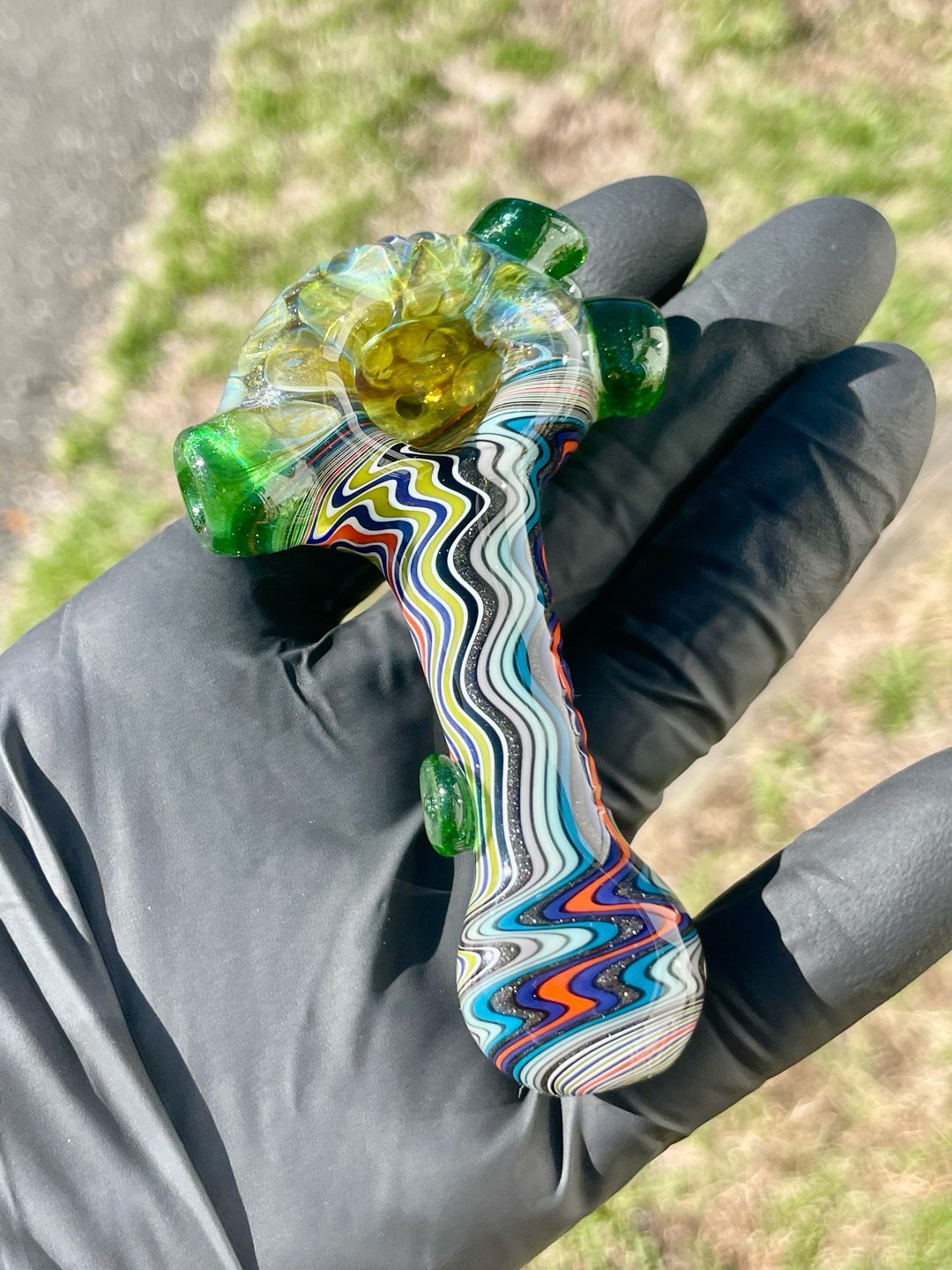 Preview pic of Bronx glass spoon
