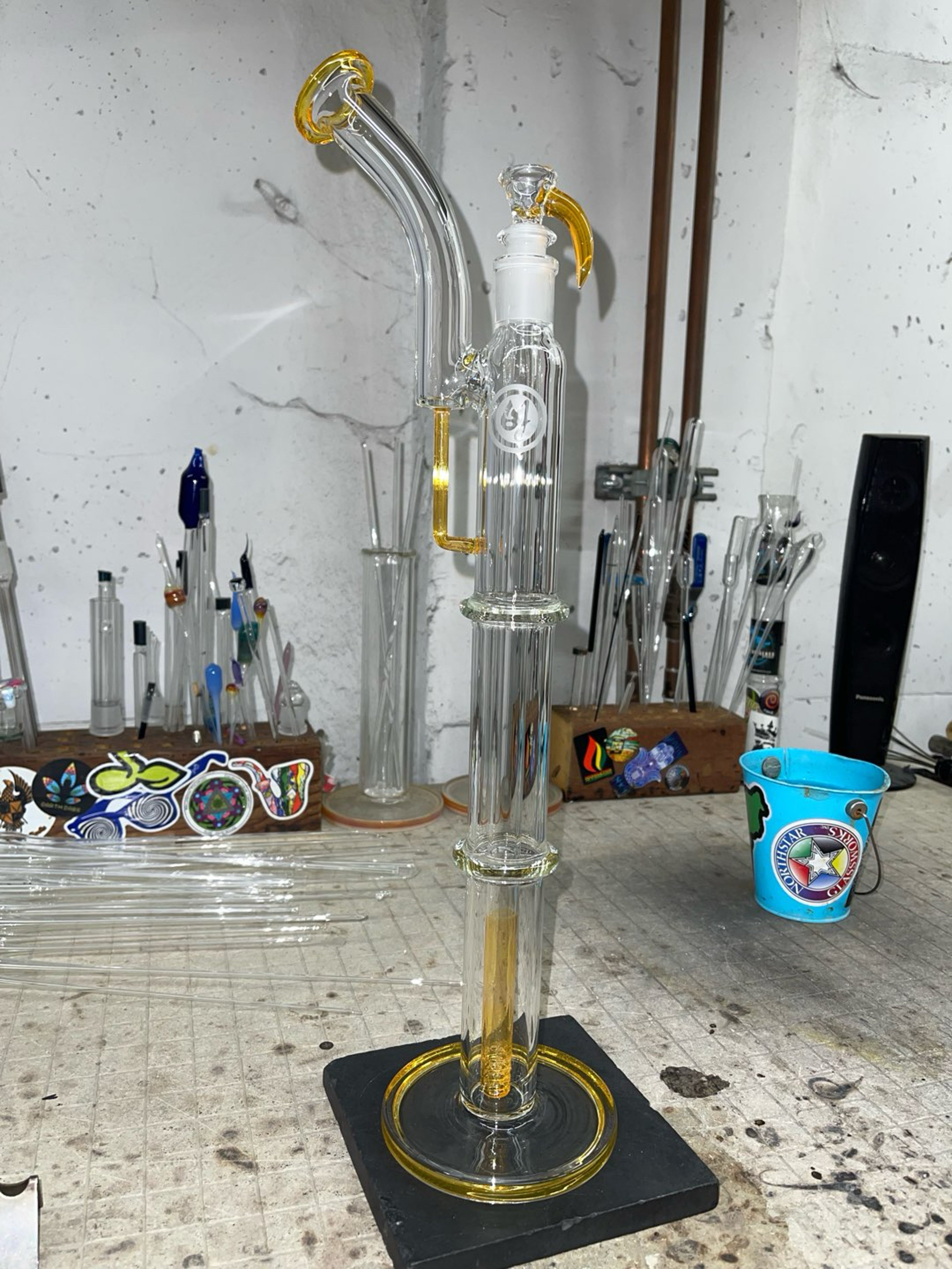 Preview pic of Terps cfl king bub 20” tall 14mm 2 holes slide